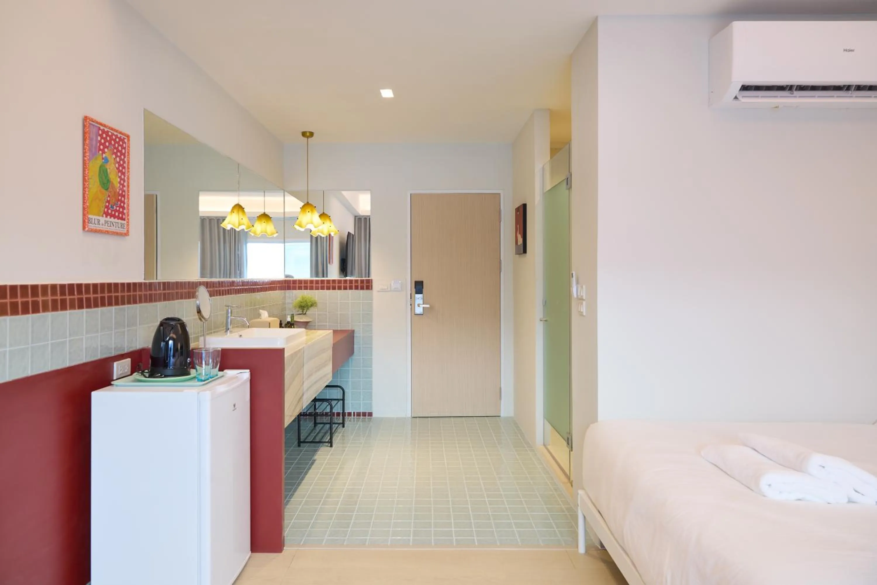 Photo of the whole room, Bed in Theme Boutique Hotel Bangkok