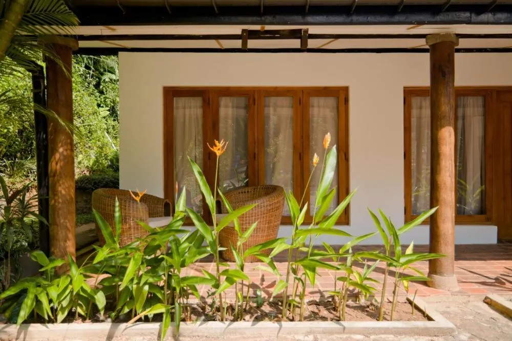 Facade/entrance in Clove Garden Kandy