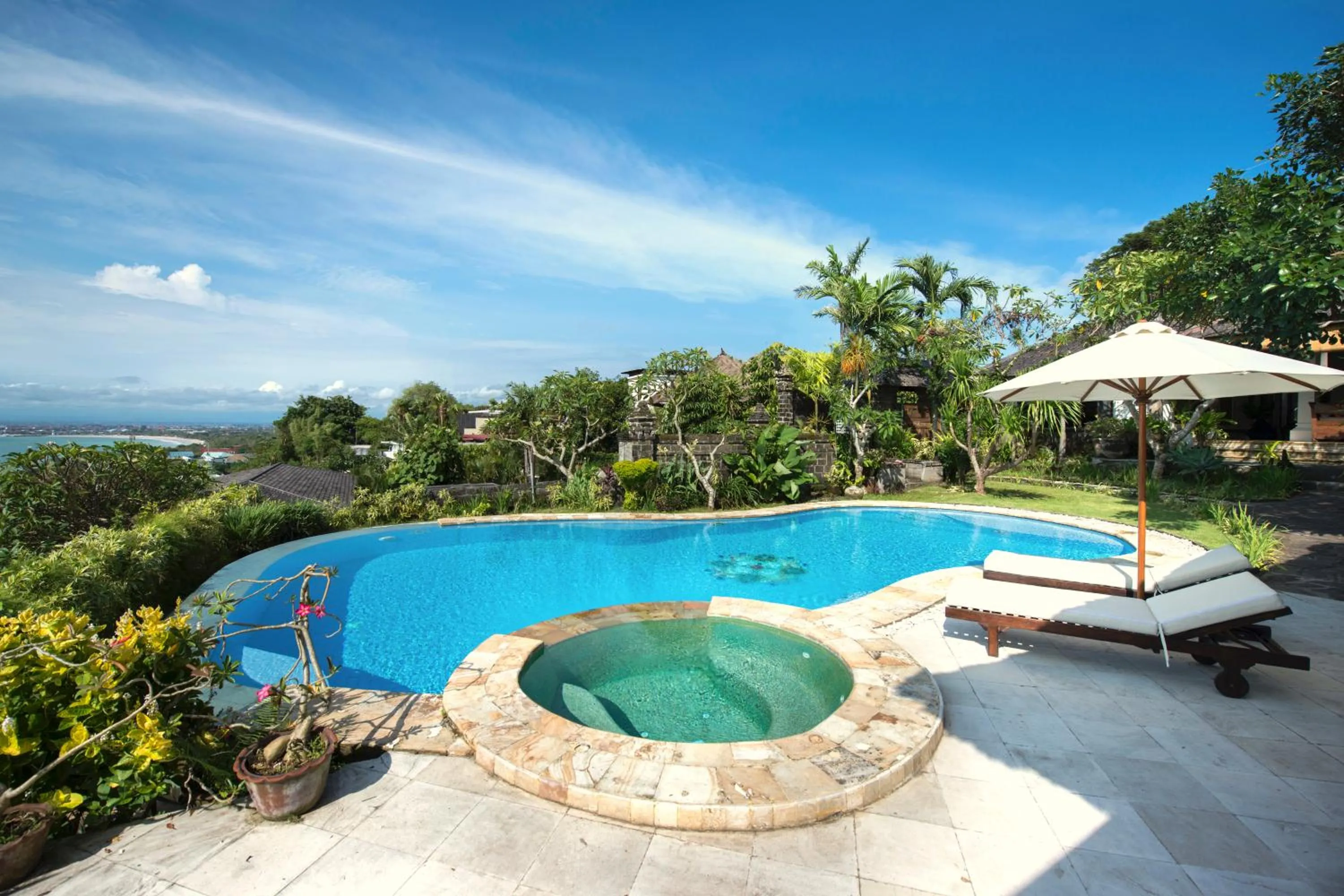 Swimming pool in Casa Jimbaran Villa