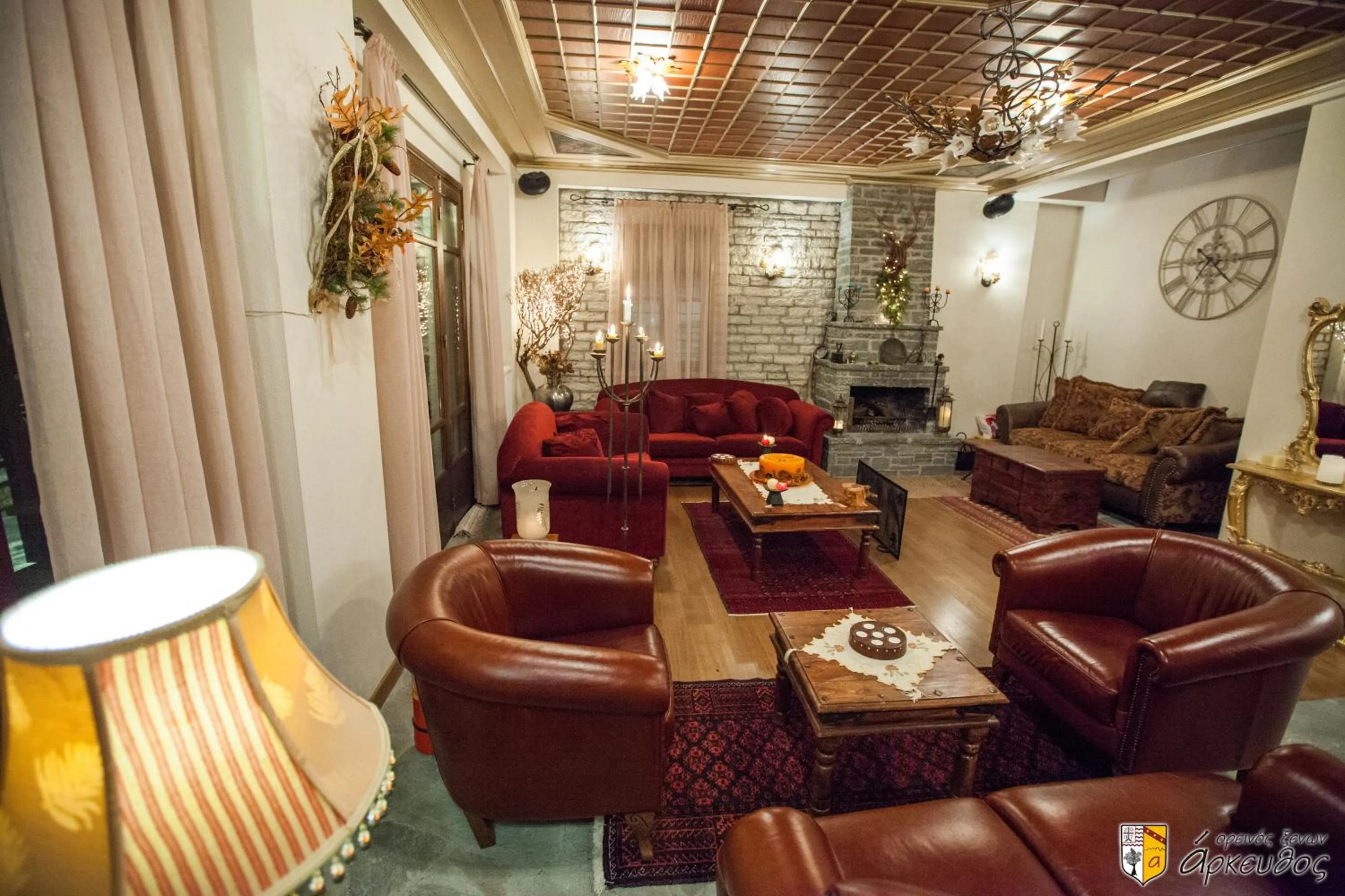 Seating area in Arkefthos Mountain Hotel