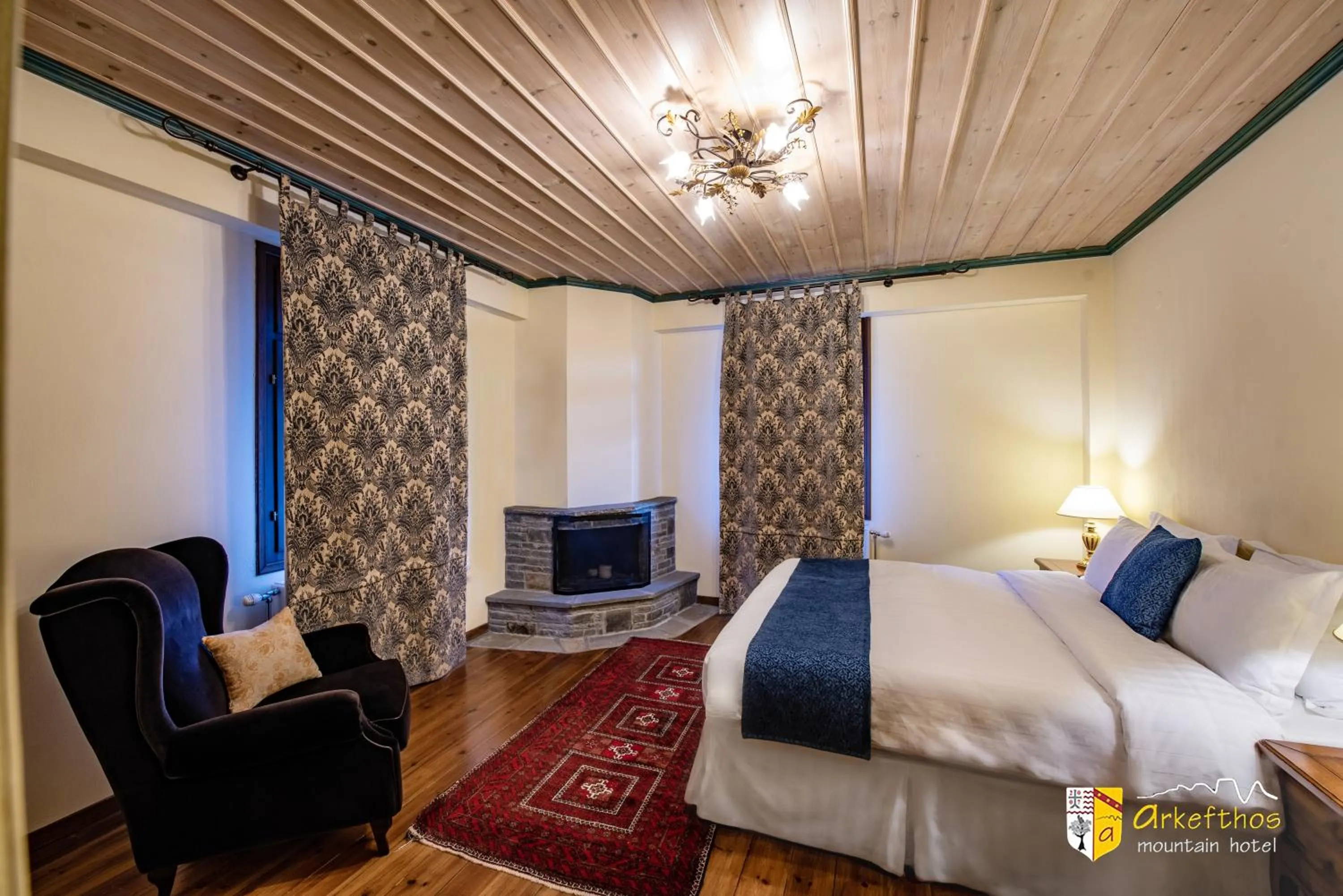 Photo of the whole room, Bed in Arkefthos Mountain Hotel