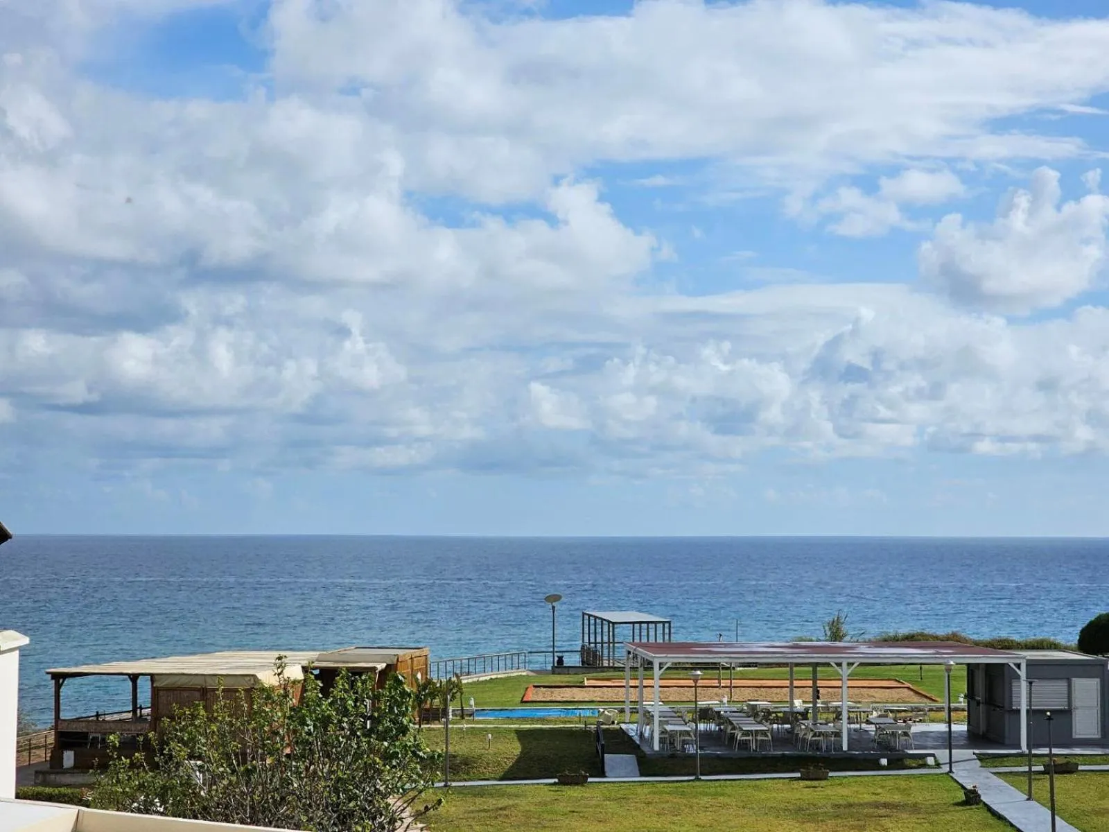 Penelope Beach Hotel Apts