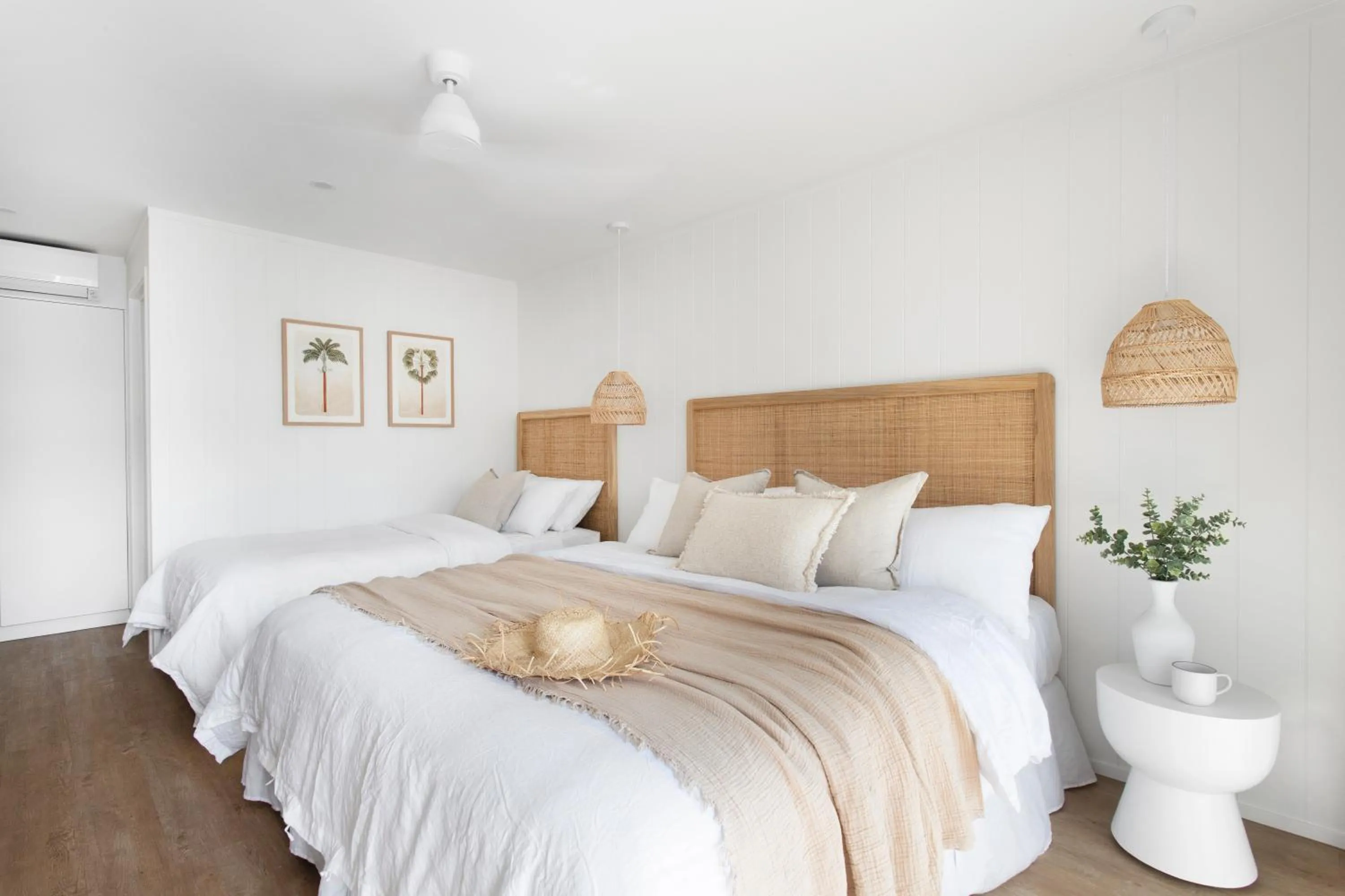 Photo of the whole room, Bed in Loea Boutique Hotel