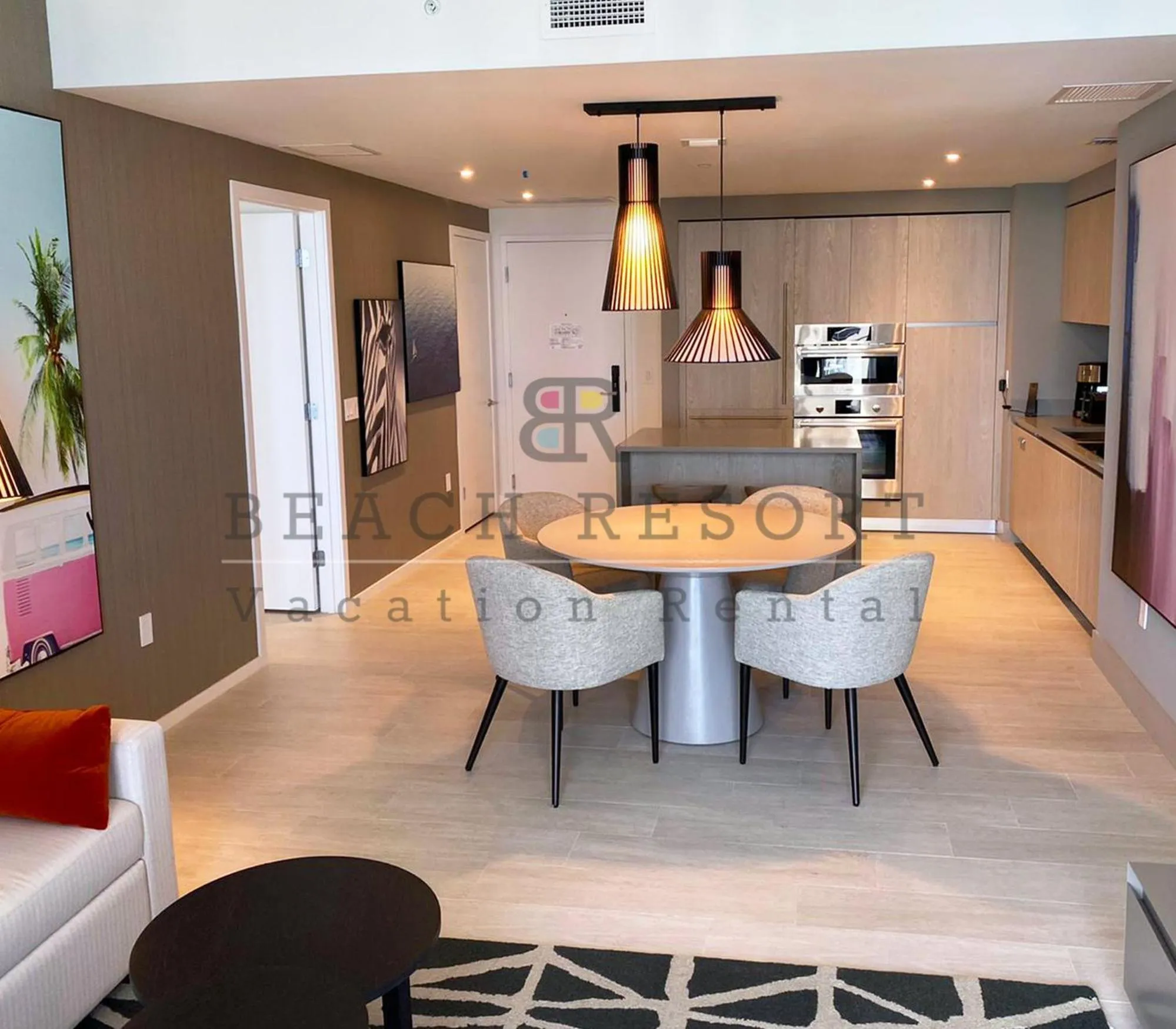 Kitchen or kitchenette in HYDE Beach House Apartments
