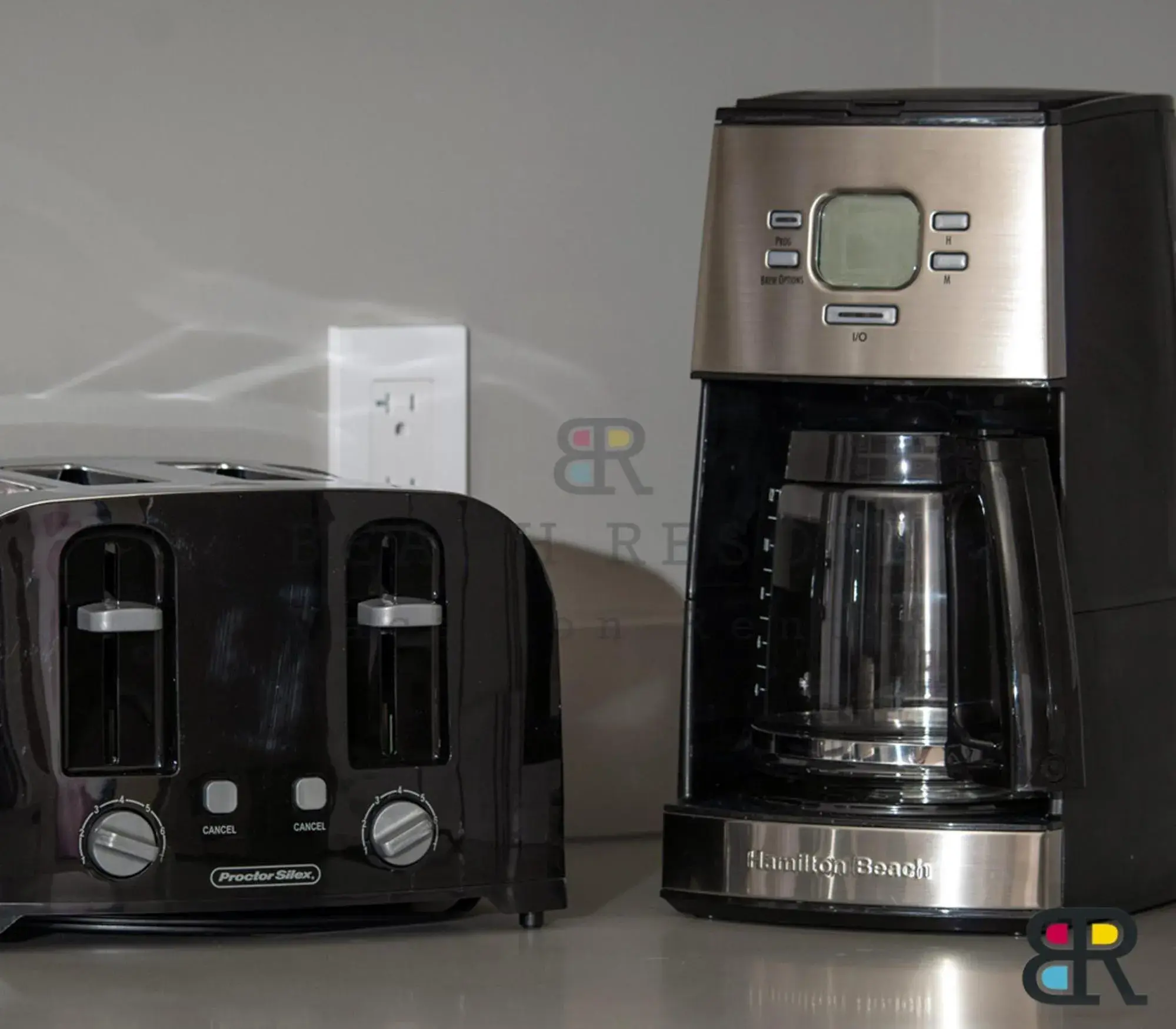 Coffee/Tea Facilities in Hyde Beach House