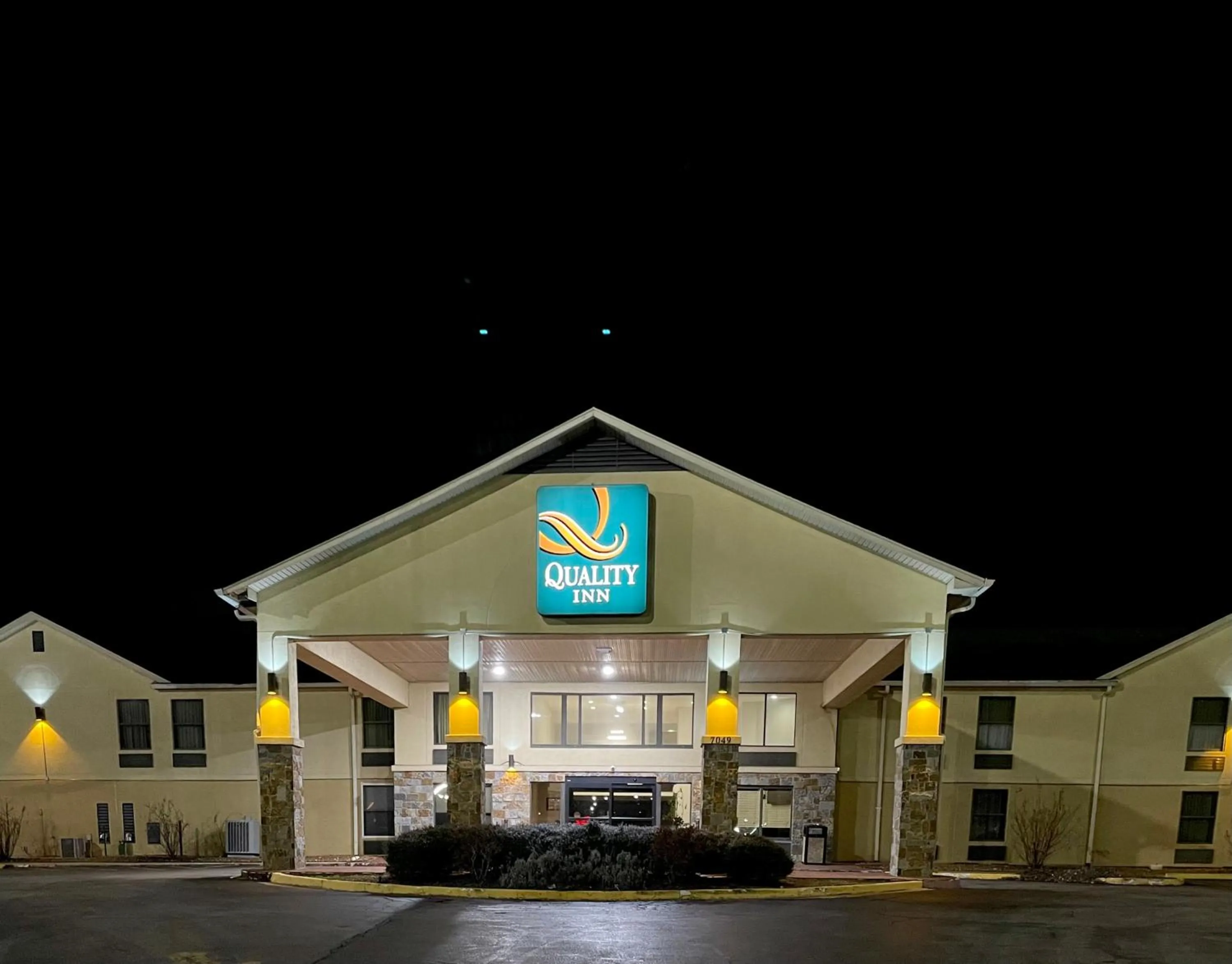 Property building in Quality Inn Olive Branch - Memphis South