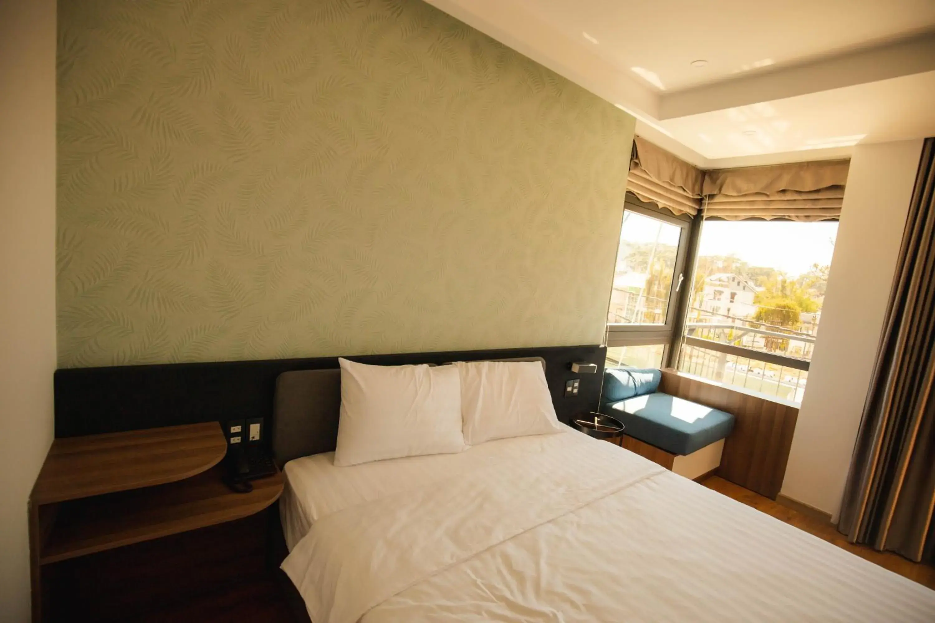 Bed in Ngan Hoa - Mille Fleurs 02 Bed in Ngan Hoa - Mille Fleurs 02