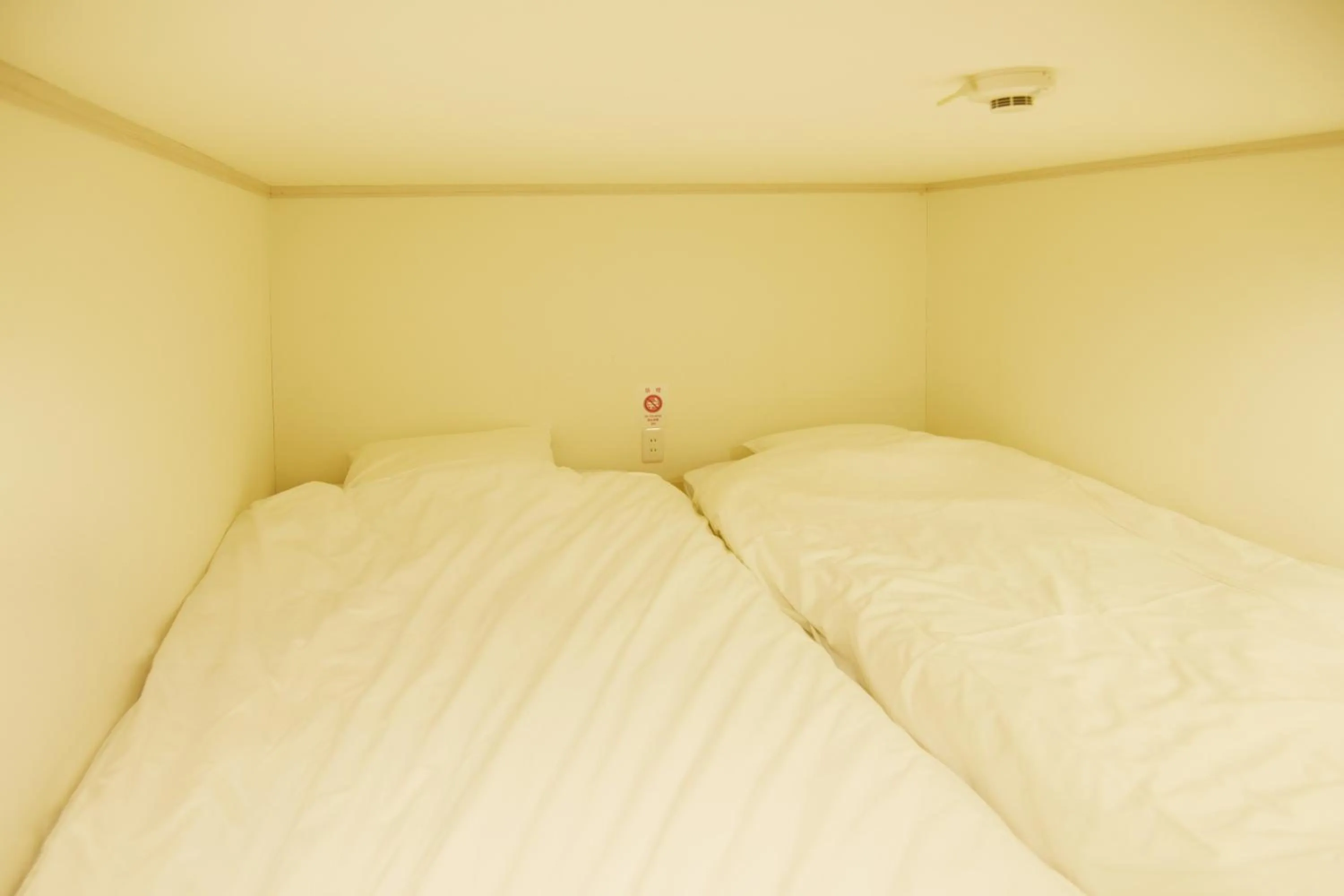 Bed in Mt Fuji Glamping TOURIST VILLA Kawaguchiko