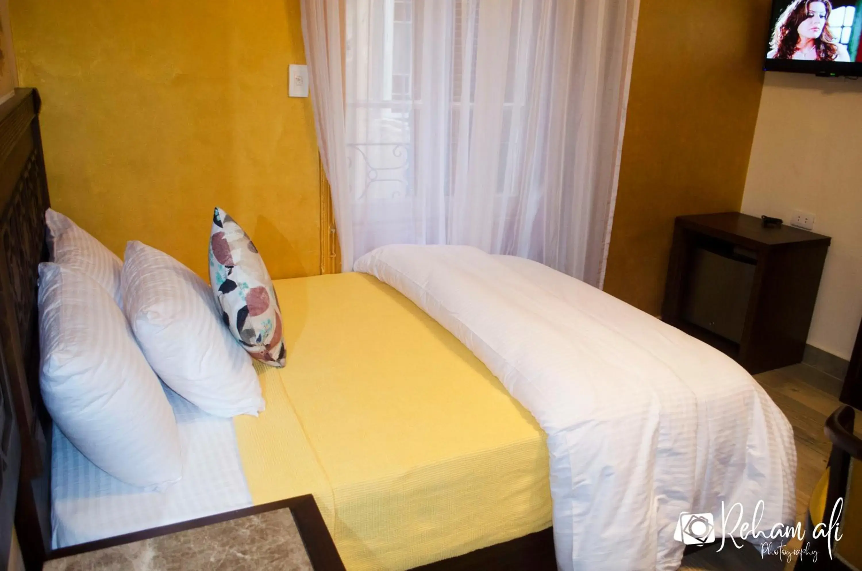 Deluxe Double Room - single occupancy in The location Hotel Deluxe Double Room - single occupancy in The location Hotel