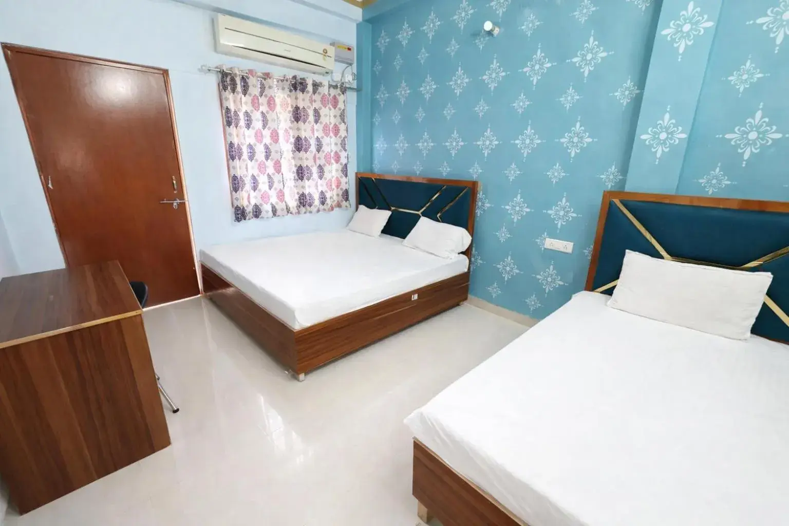 Deluxe Family Room in Mahamaya Guest House Deluxe Family Room in Mahamaya Guest House