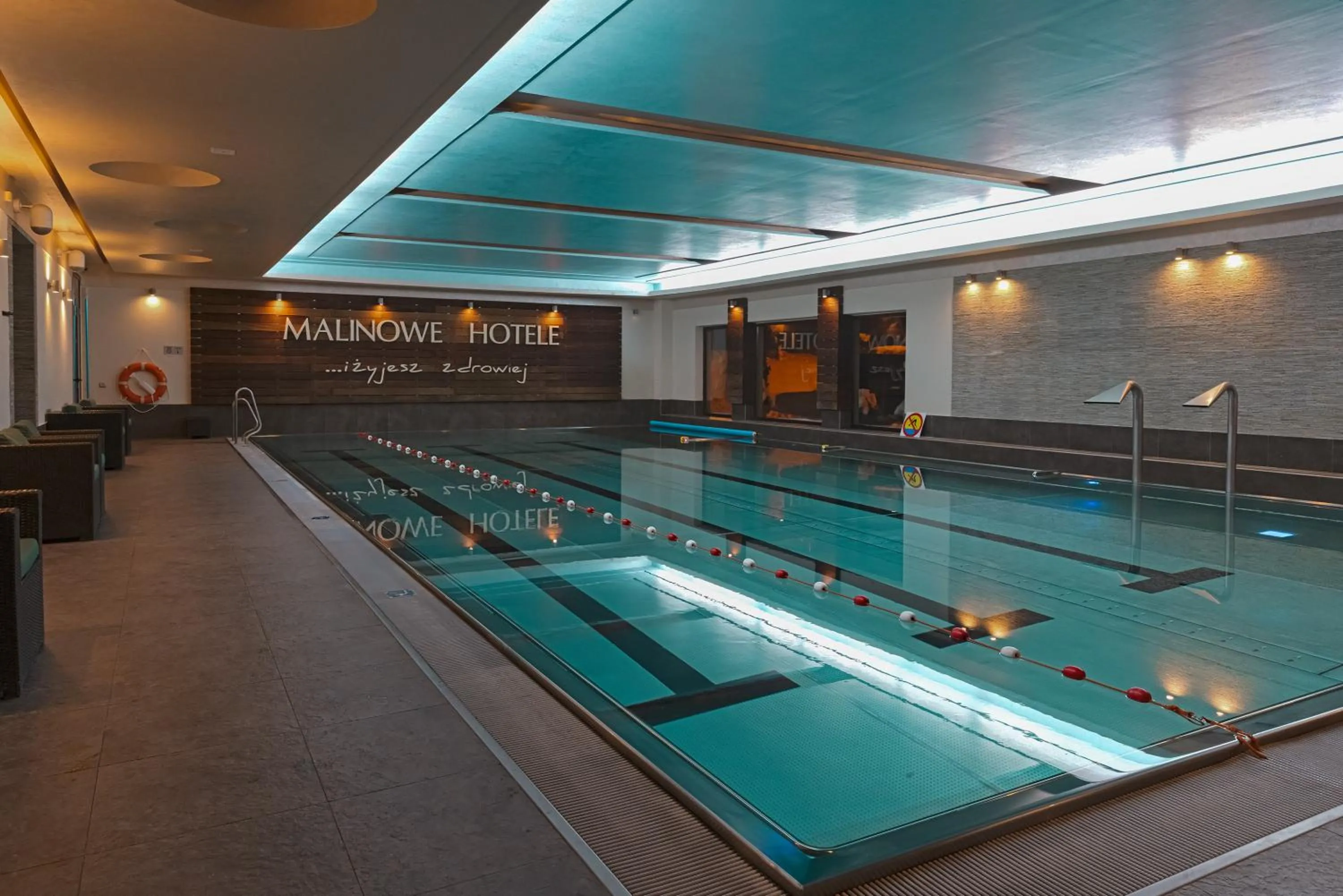 Pool view in Malinowy Dwór Hotel Medical SPA