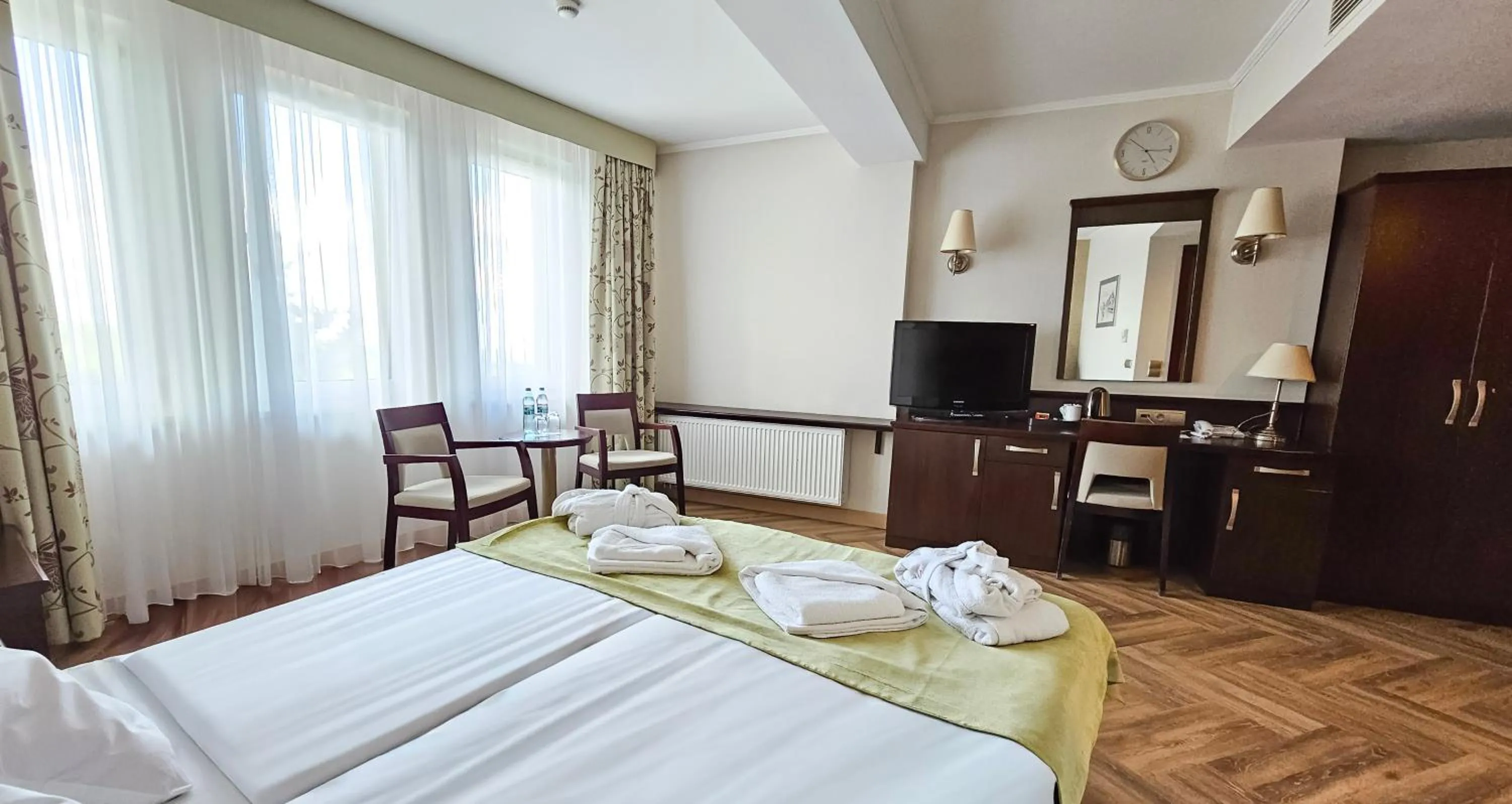 Bed in Malinowy Dwór Hotel Medical SPA