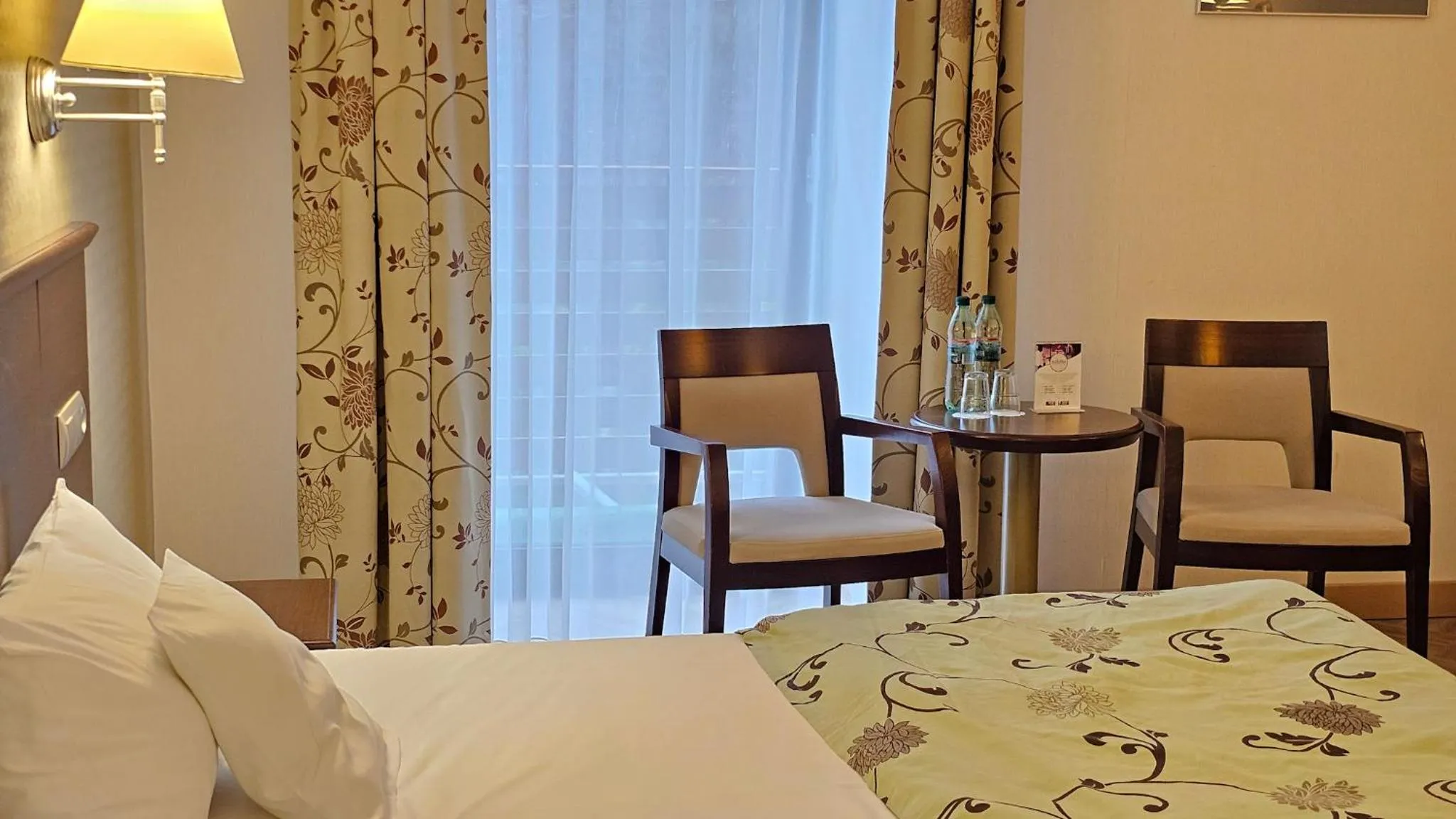 Photo of the whole room, Bed in Malinowy Dwór Hotel Medical SPA