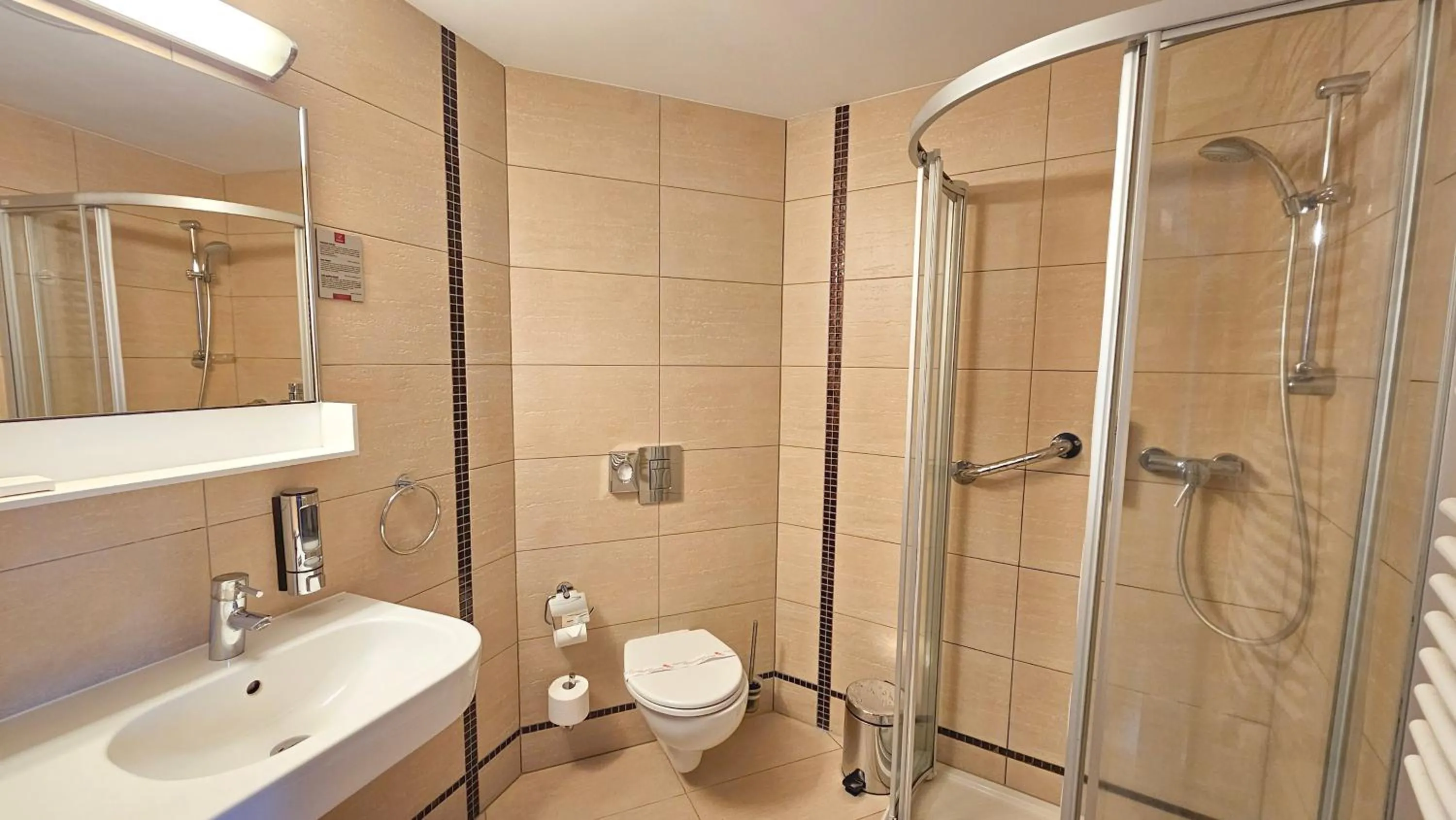 Bathroom in Malinowy Dwór Hotel Medical SPA