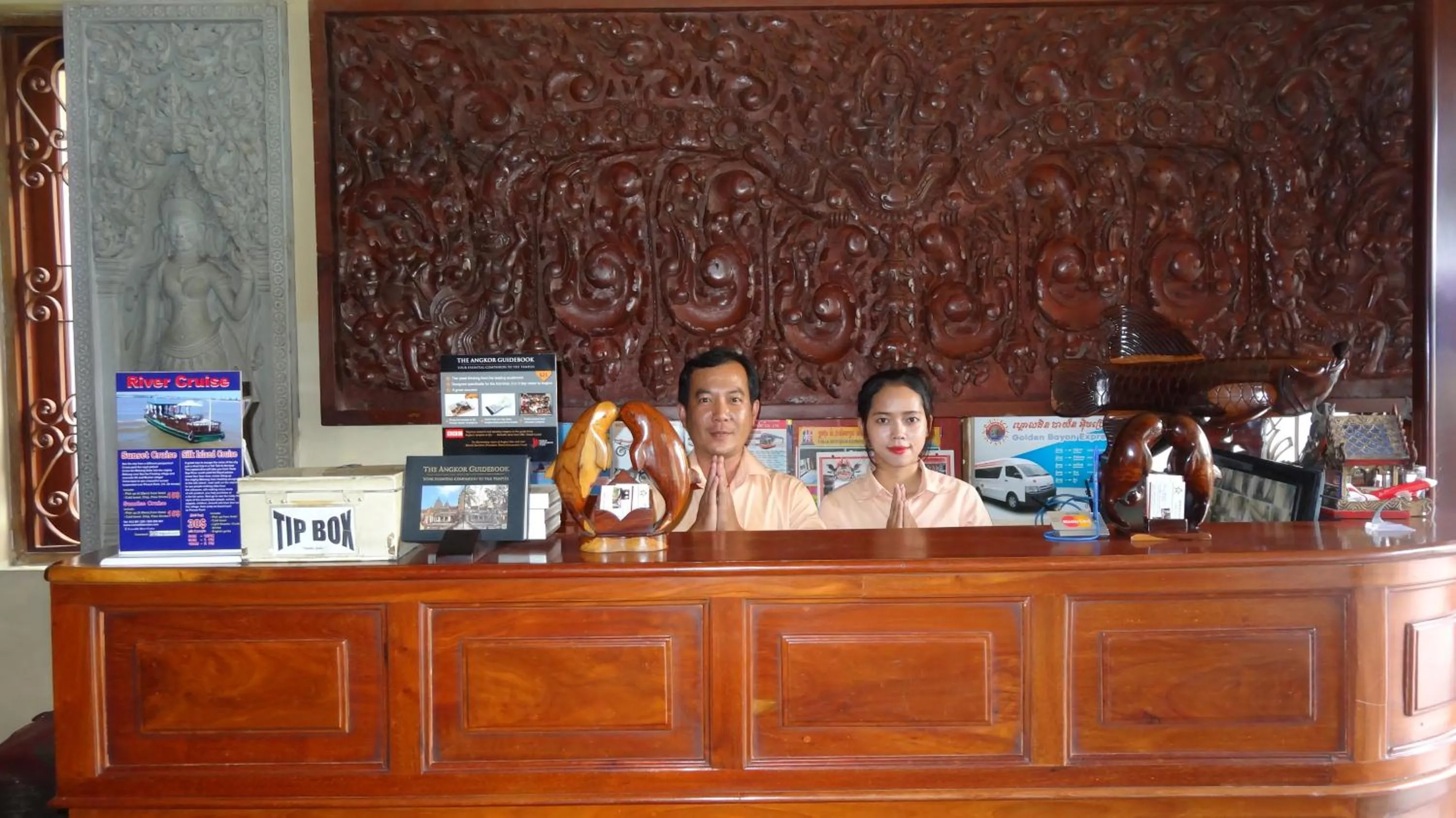 Lobby or reception in Golden Noura Villa-Pub & Restaurant