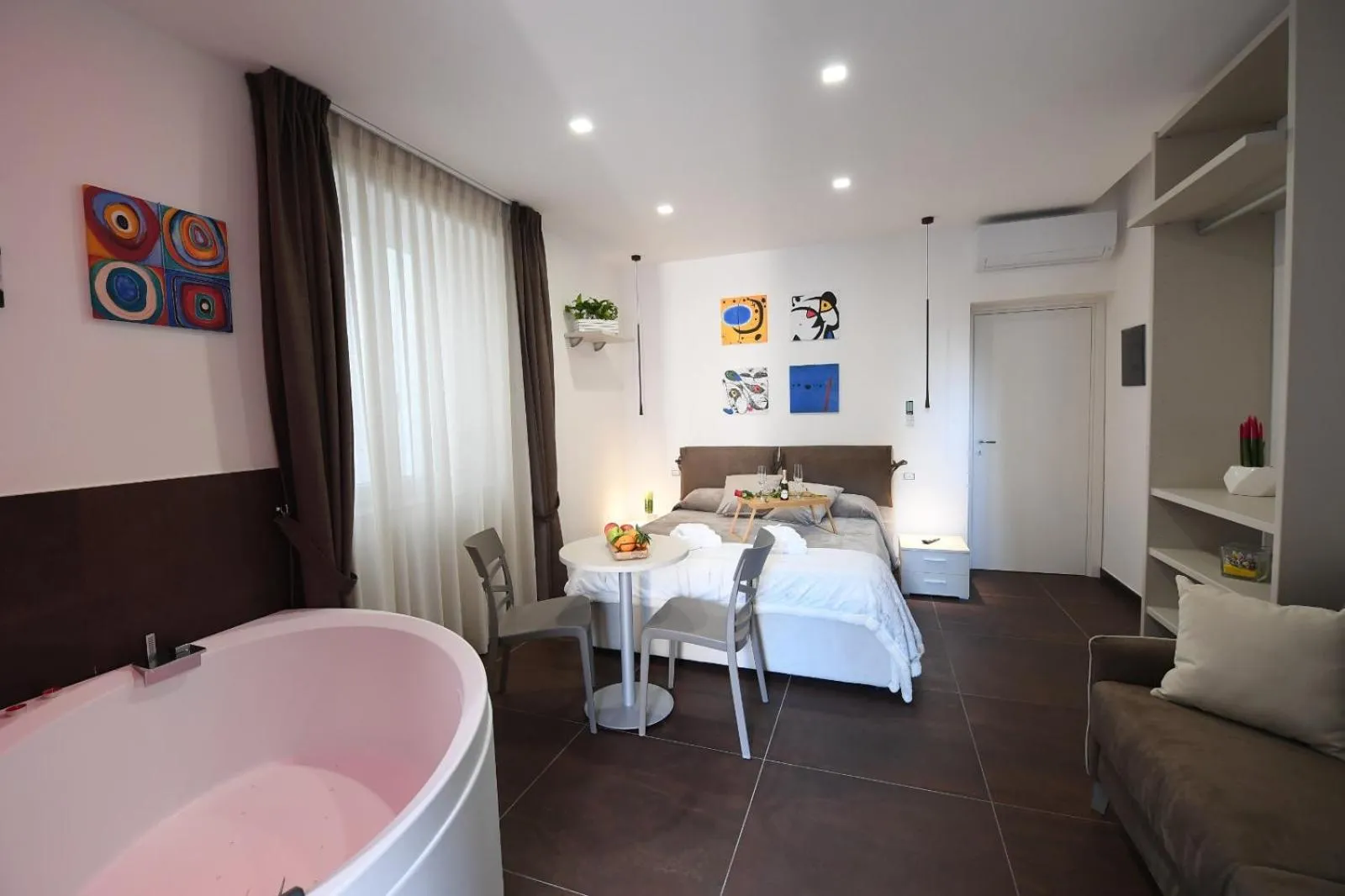 Bed in B&B IN CENTRO STORICO SALERNO