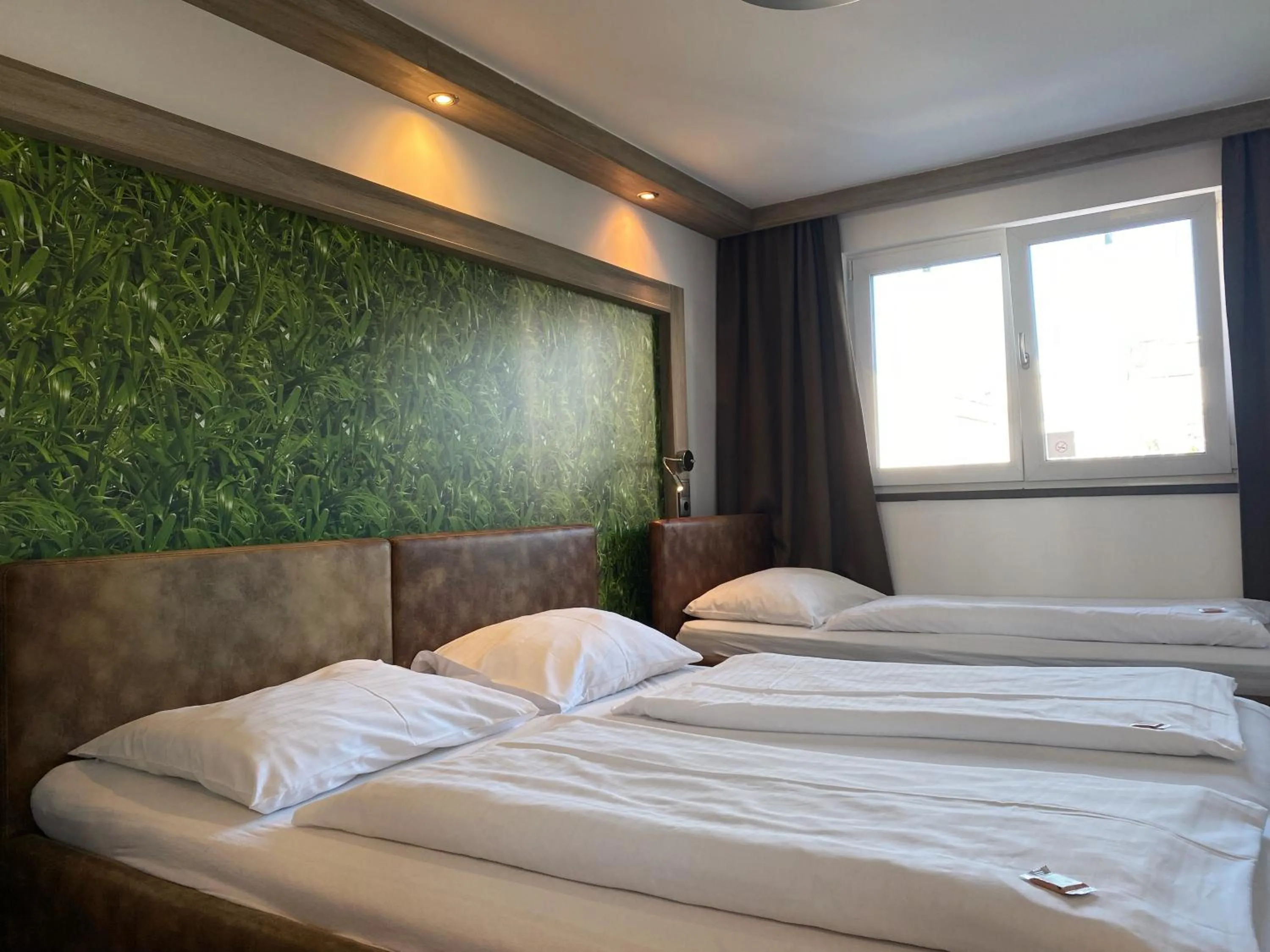Bed in Smart Hotel Schönbrunn with free parking