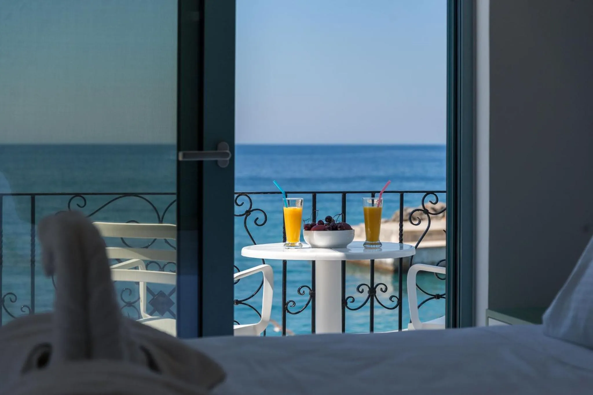 Balcony/Terrace, Bed in Samaria by the Sea