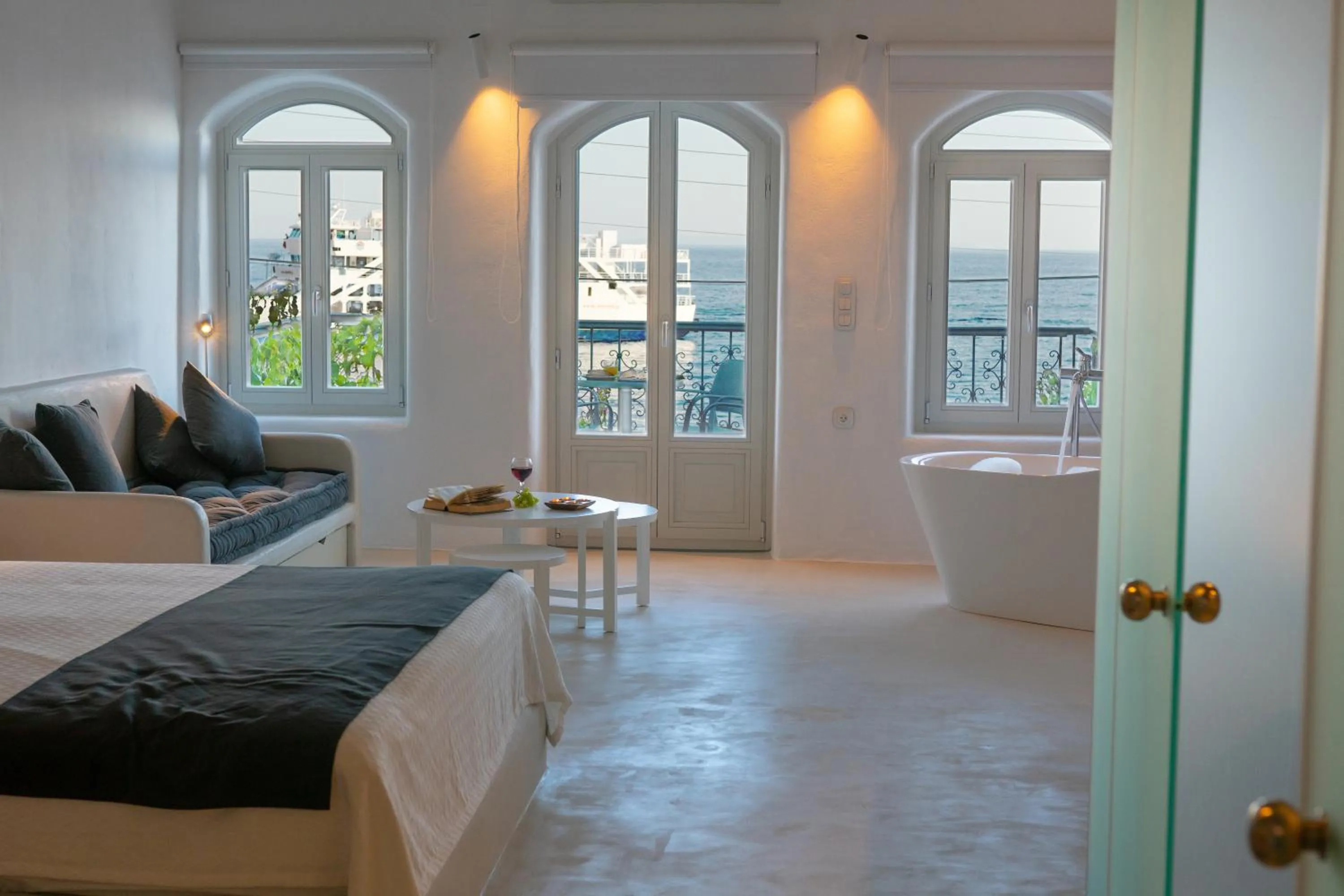 Photo of the whole room, Bed in Samaria by the Sea