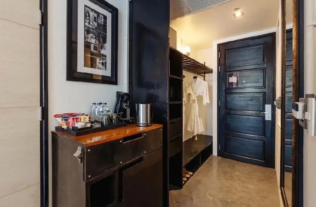 Deluxe Ocean View Twin Bed in Pattaya Modus Beachfront Resort Deluxe Ocean View Twin Bed in Pattaya Modus Beachfront Resort