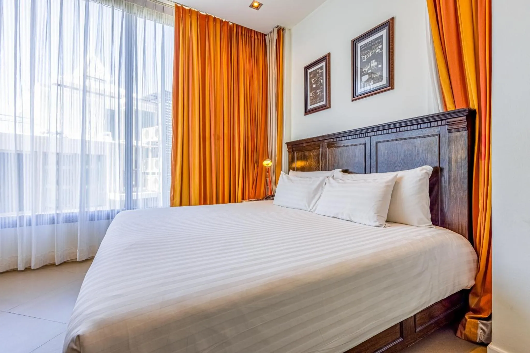 Bedroom, Bed in Pattaya Modus Beachfront Resort