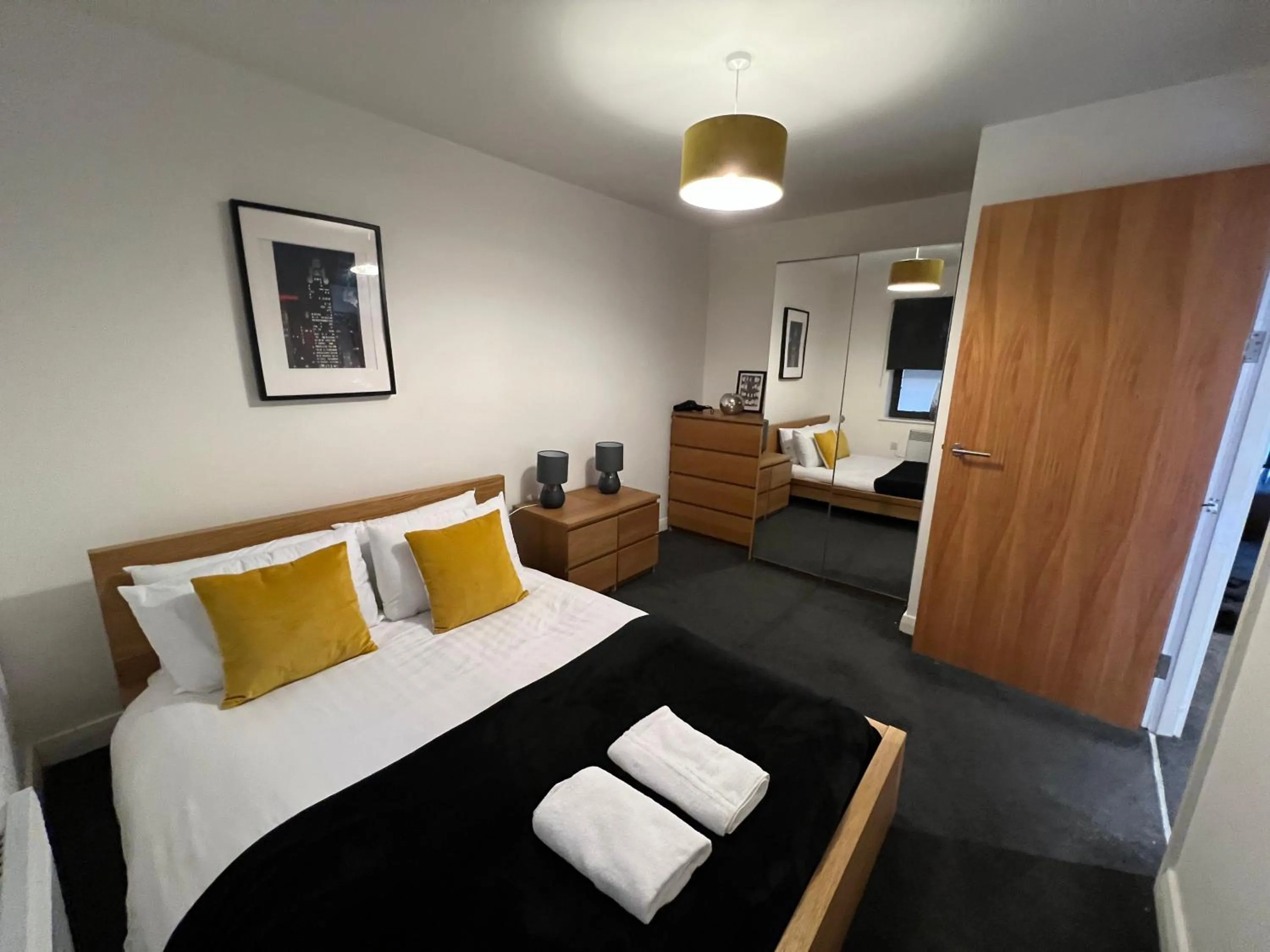 Bed in Stunning City Centre Apartment, Benson Street, Liverpool 1
