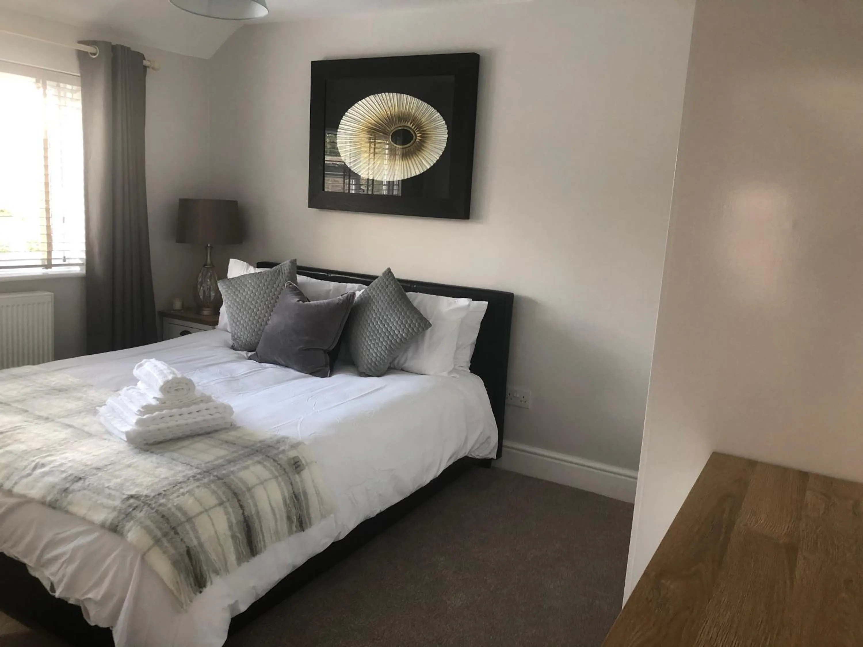 Photo of the whole room, Bed in South Avenue B&B