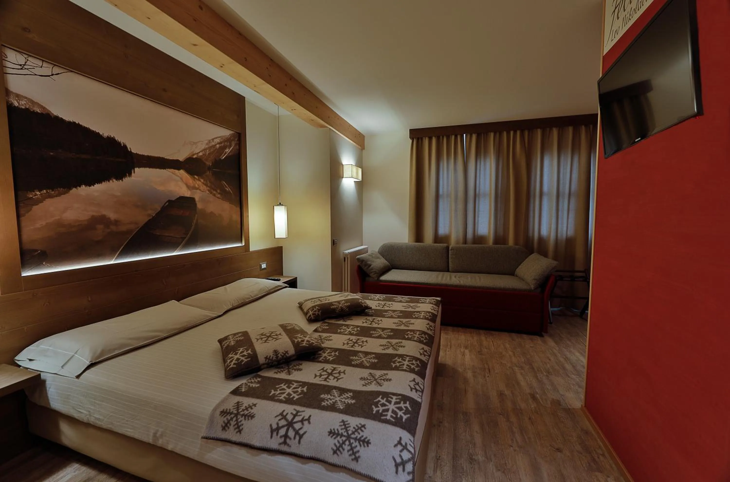 Bed in Chalet Tovel - Mountain Lake