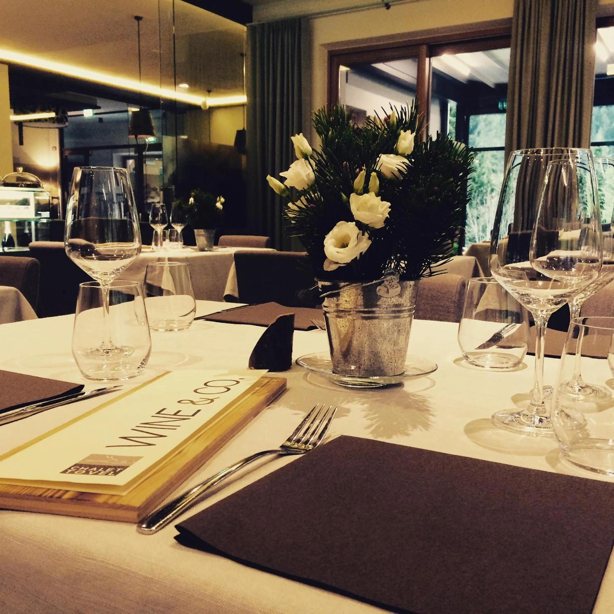 Restaurant/places to eat in Chalet Tovel - Mountain Lake