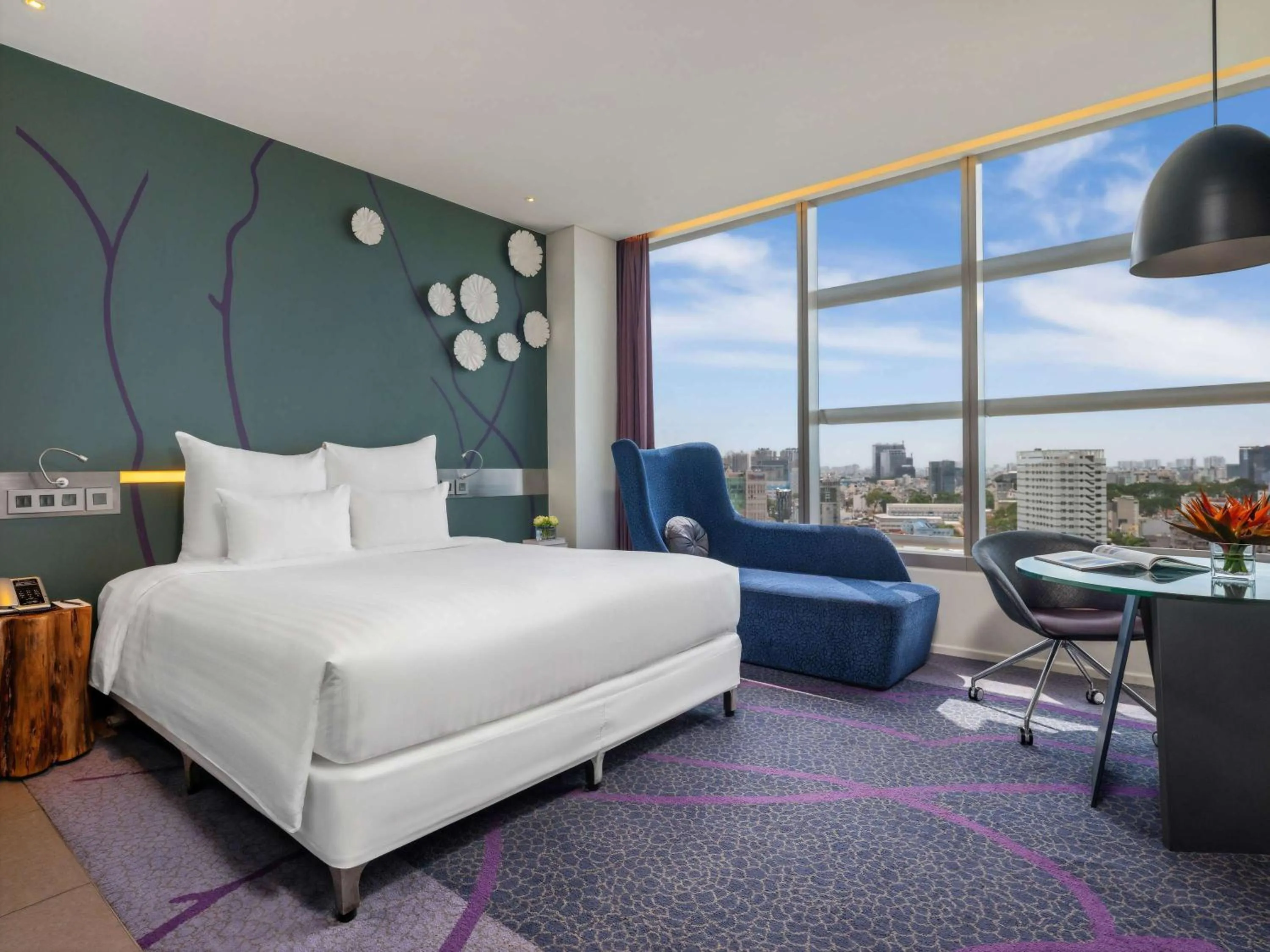 Bedroom, Bed in Pullman Saigon Centre