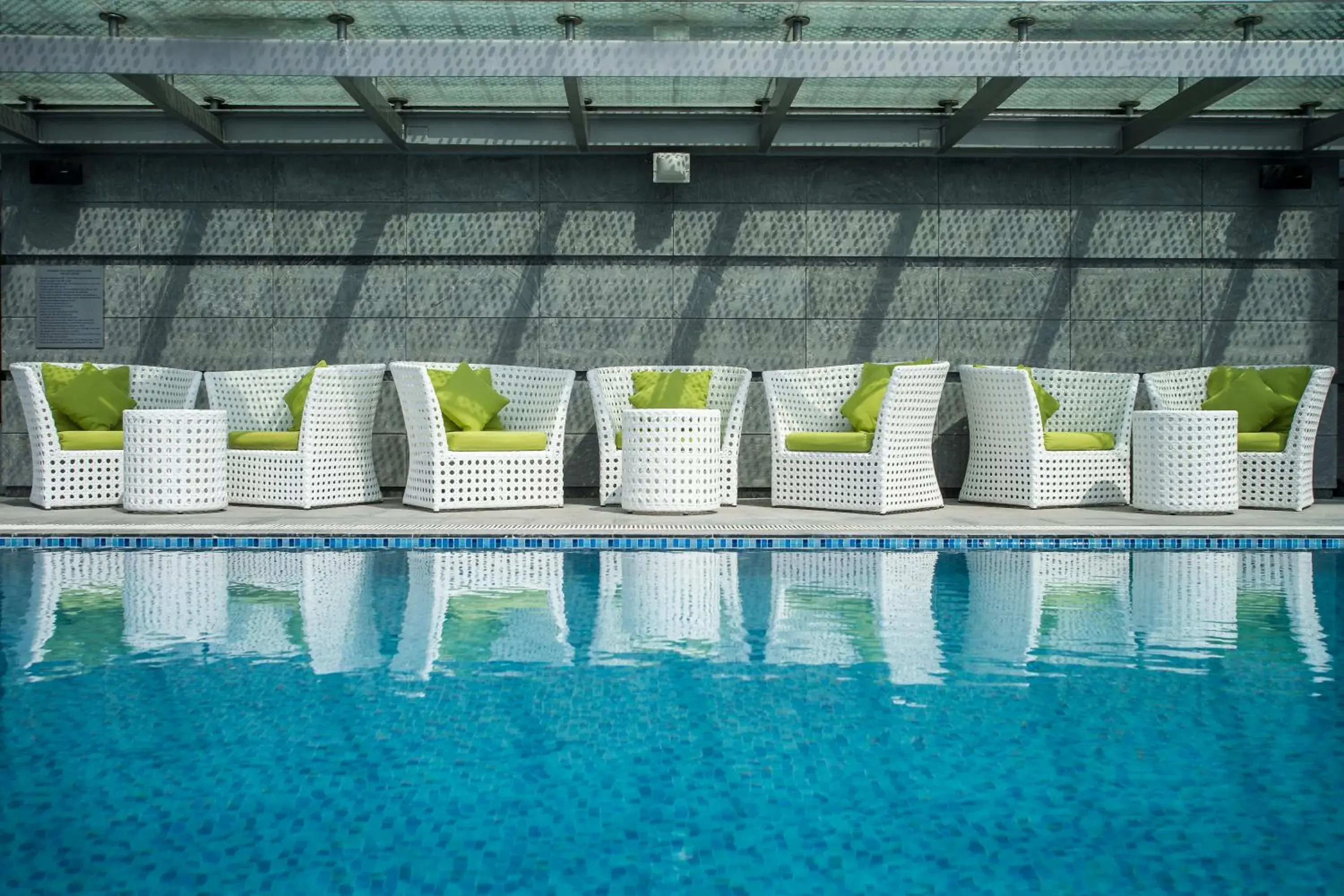 Swimming pool in Pullman Saigon Centre Swimming pool in Pullman Saigon Centre