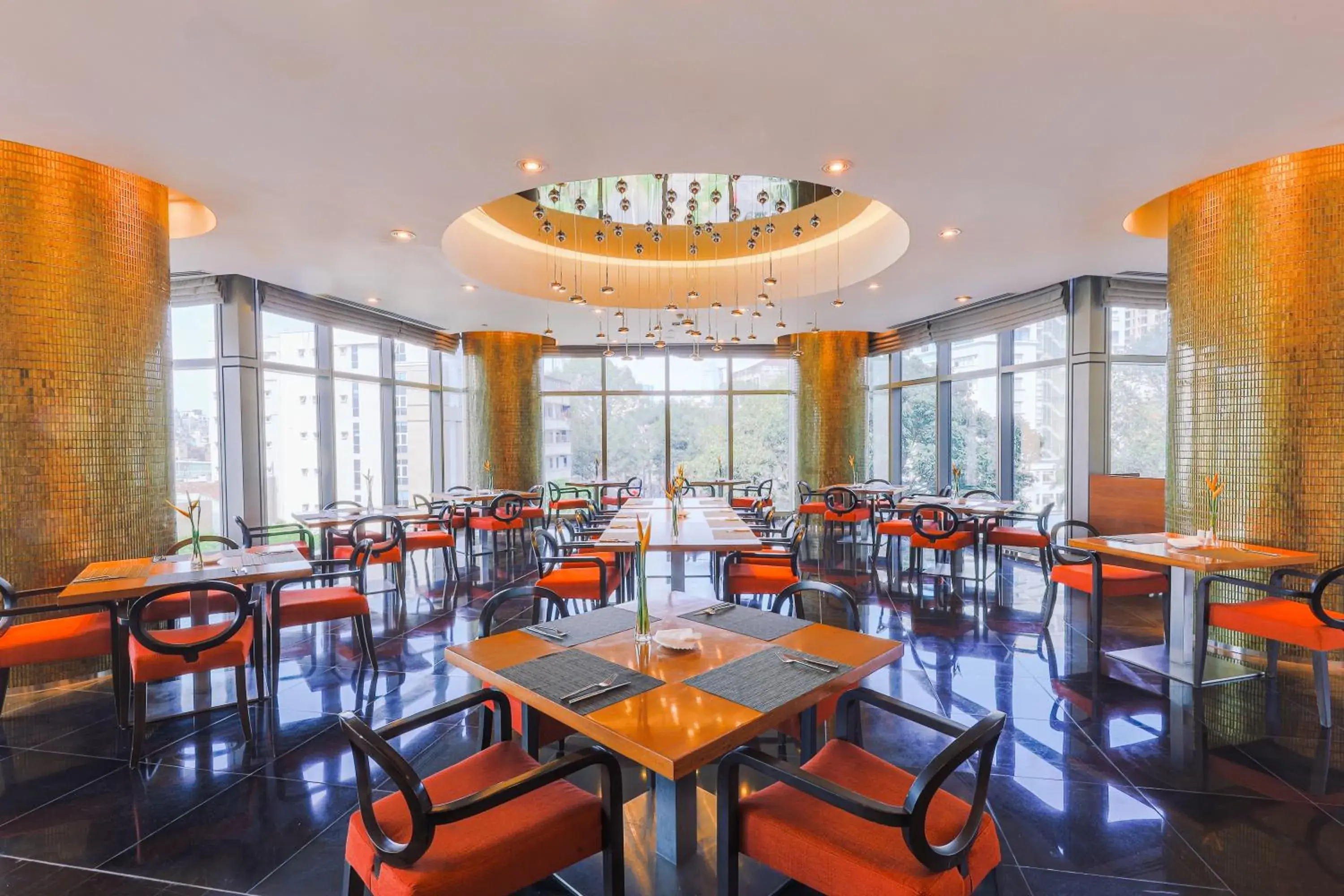 Restaurant/places to eat in Pullman Saigon Centre Restaurant/places to eat in Pullman Saigon Centre