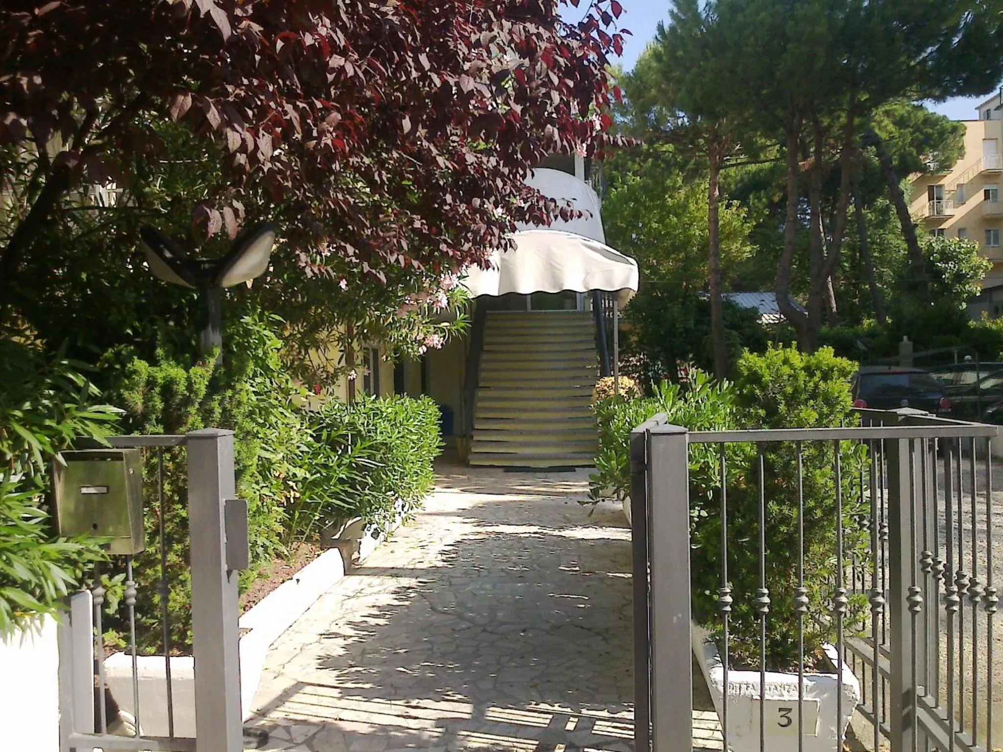 Property building in Hotel Augustus