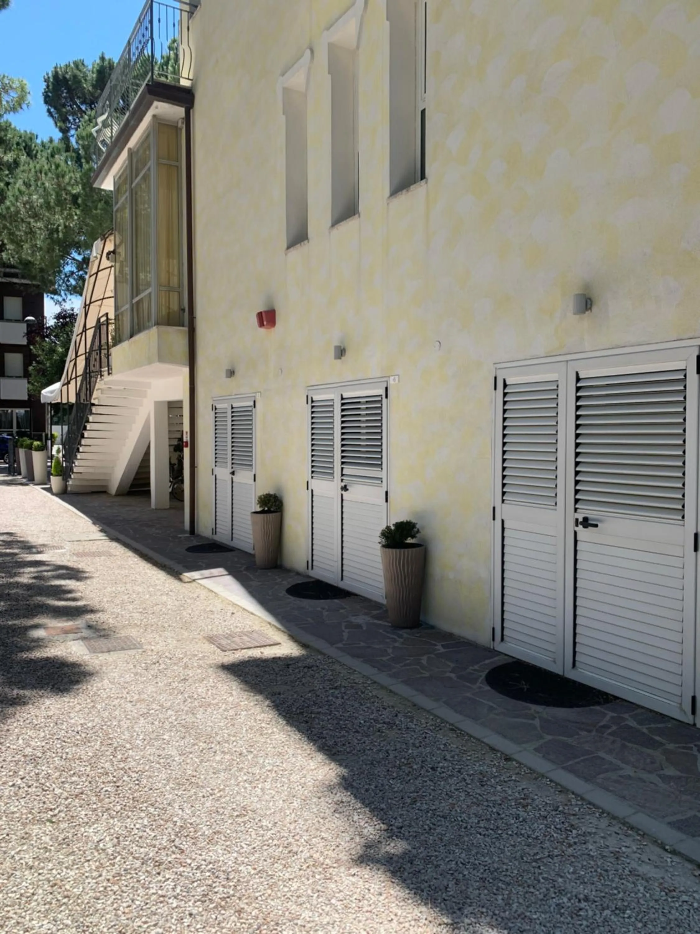 Property building in Hotel Augustus