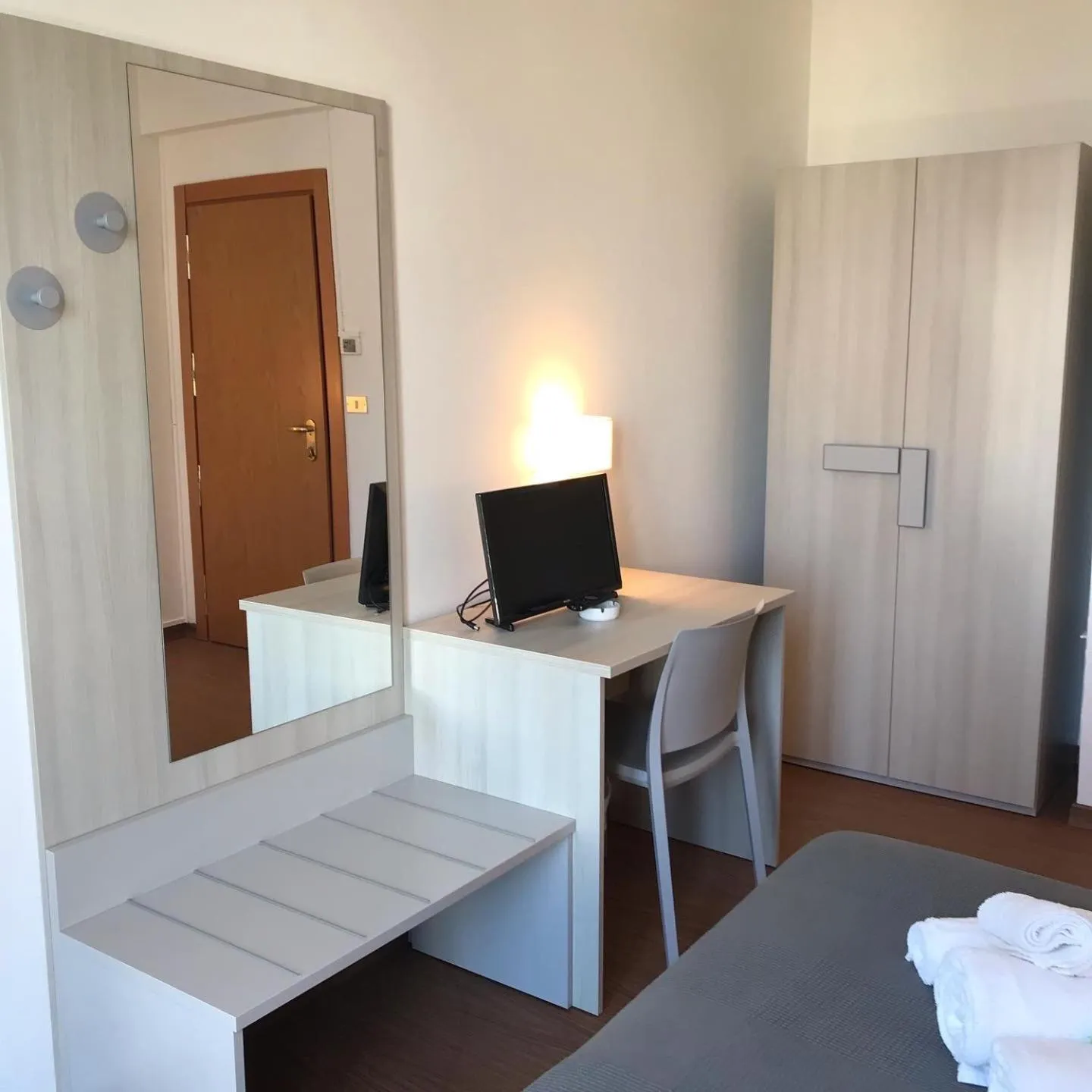 Photo of the whole room, Bed in Hotel Augustus