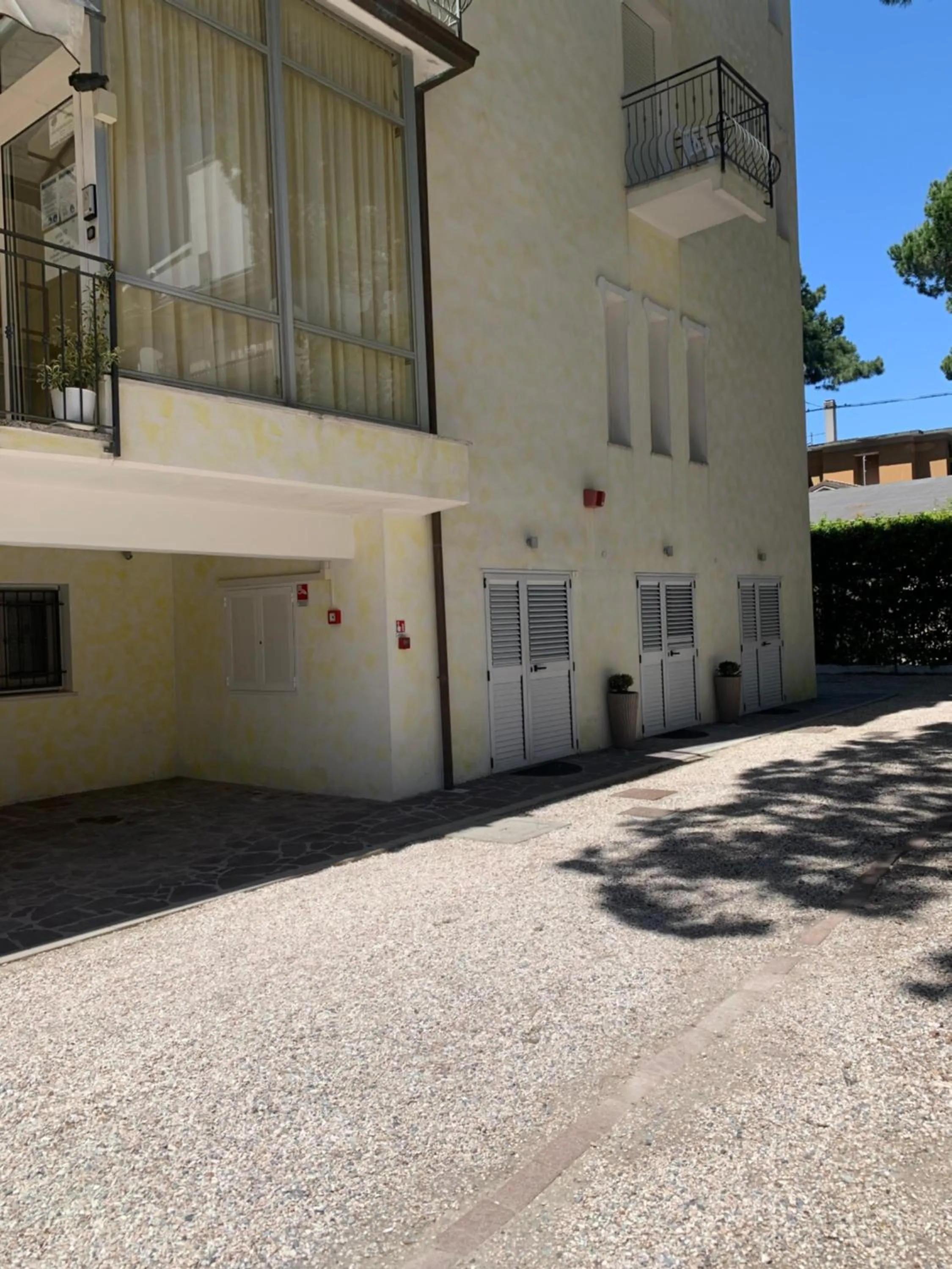 Property building in Hotel Augustus