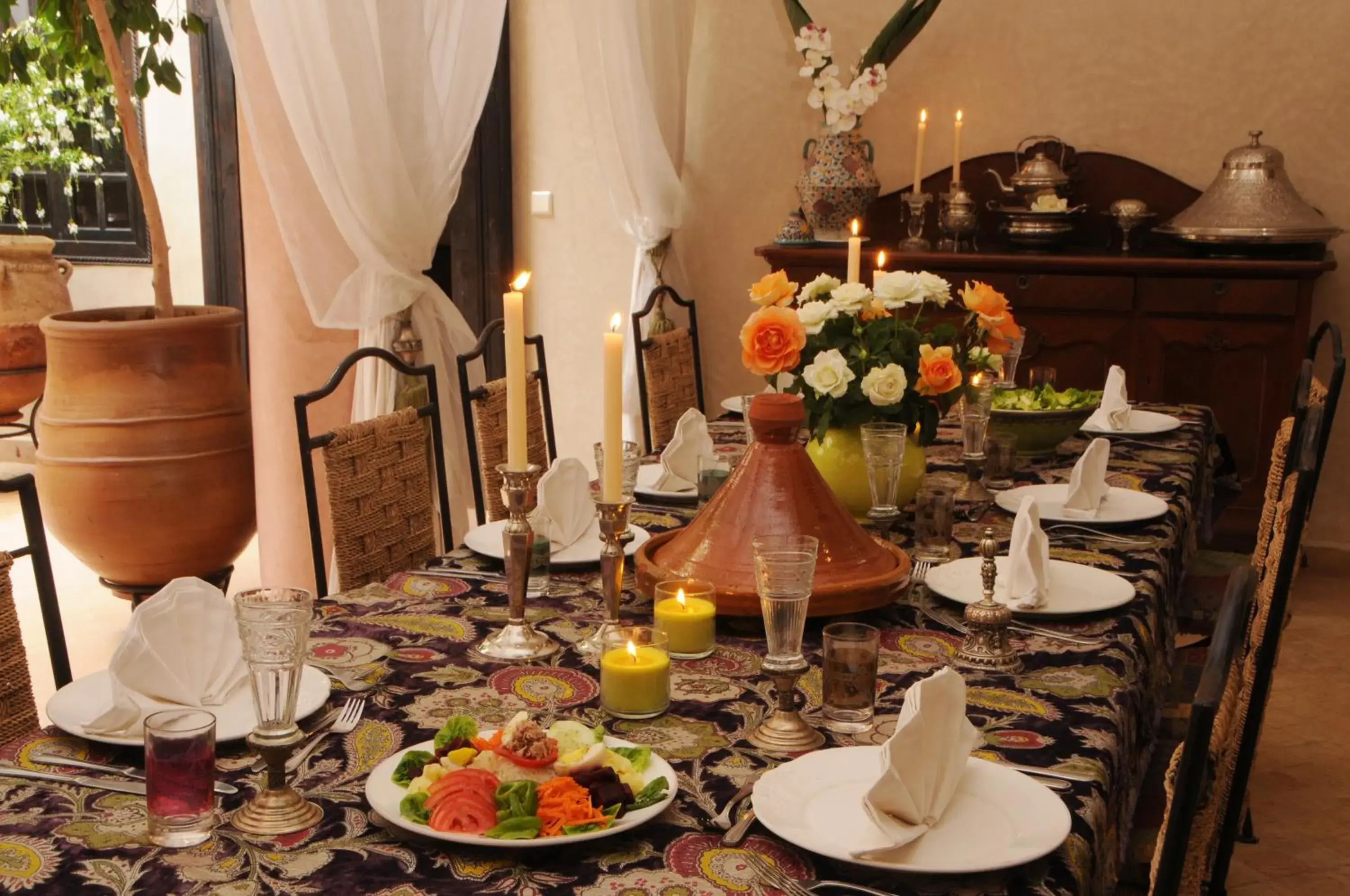 Restaurant/places to eat in Riad Saba Restaurant/places to eat in Riad Saba