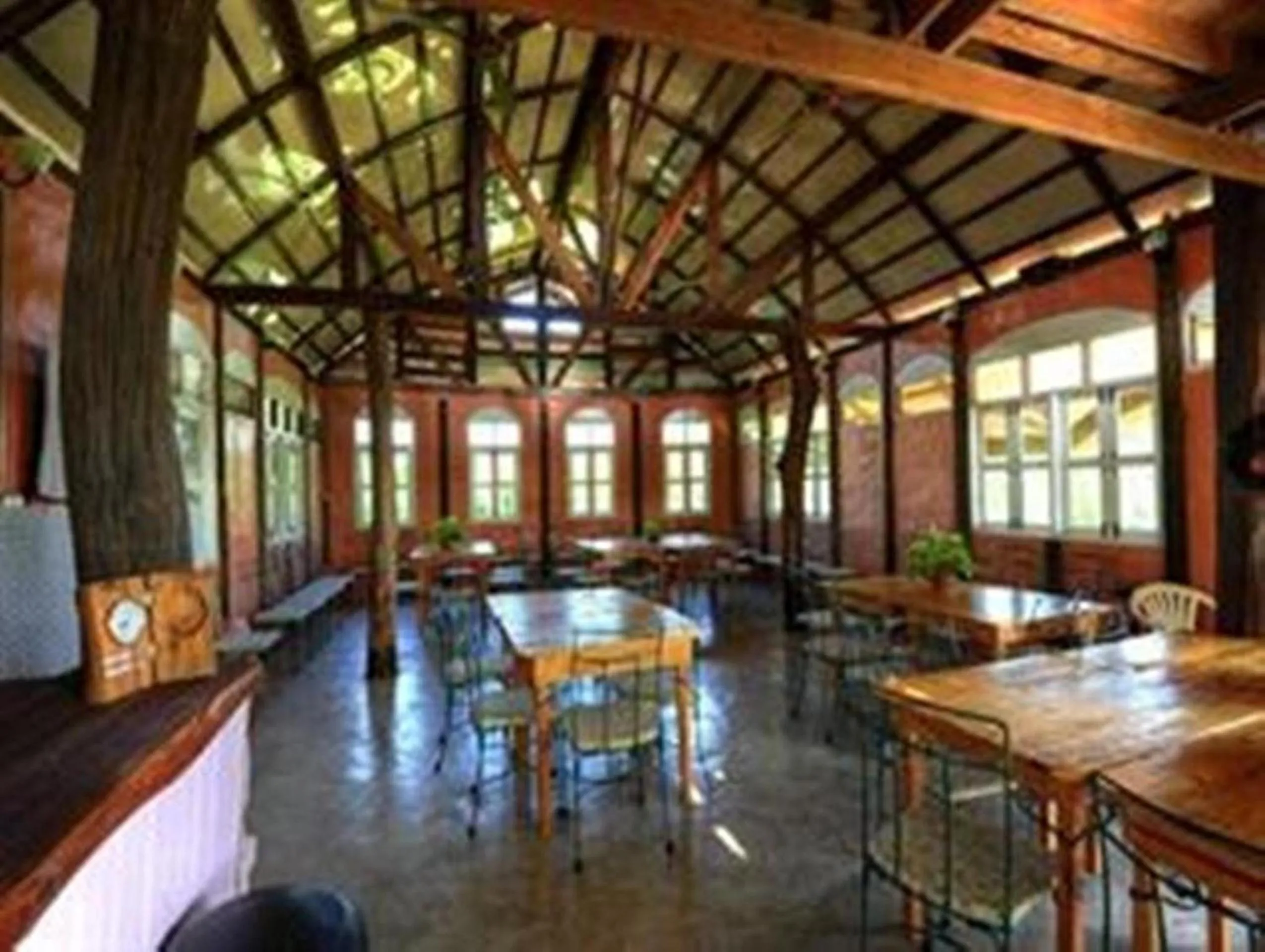 Restaurant/places to eat in Sanita Cottage