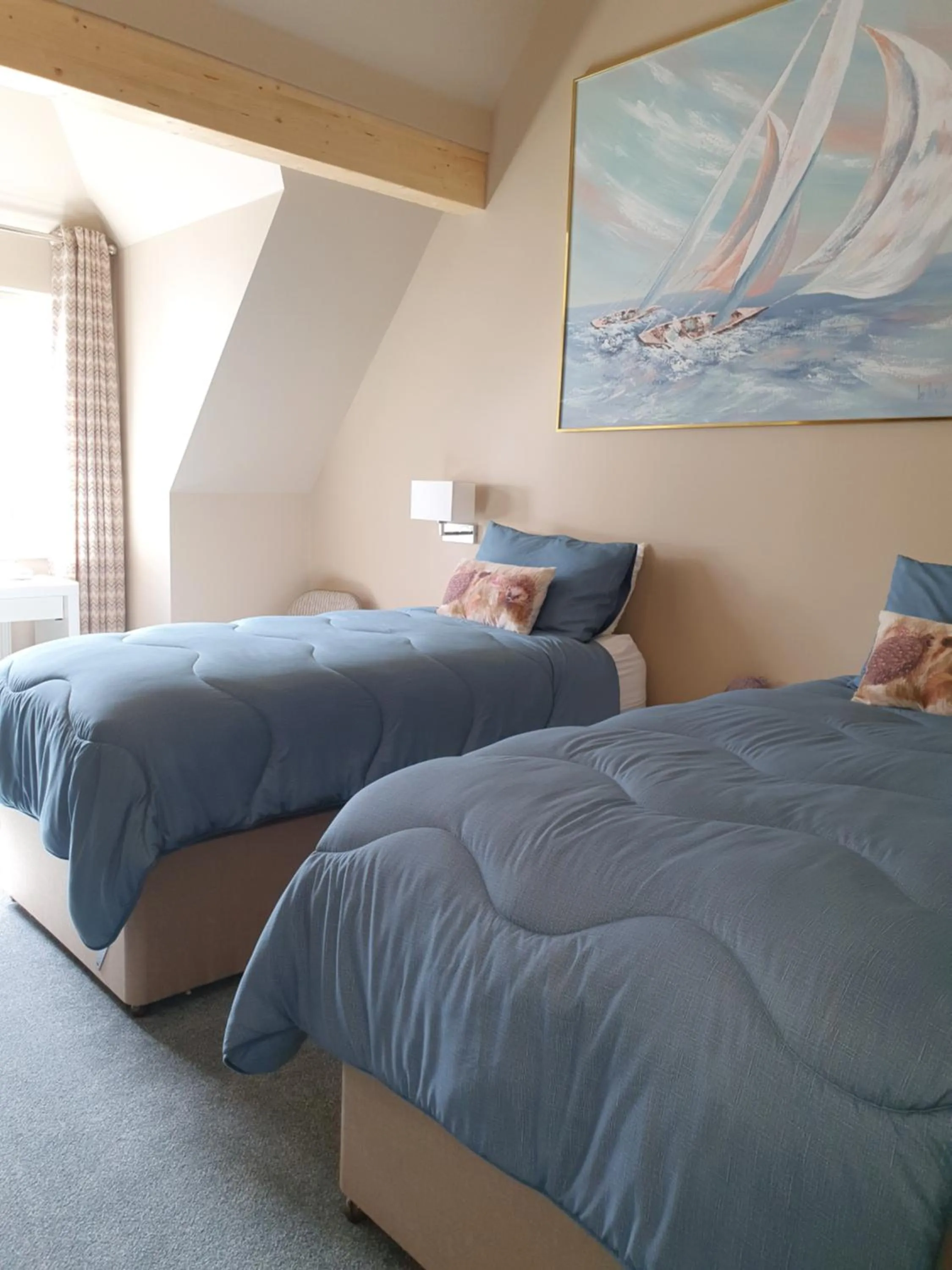 Bed in Maple Cottage B&B