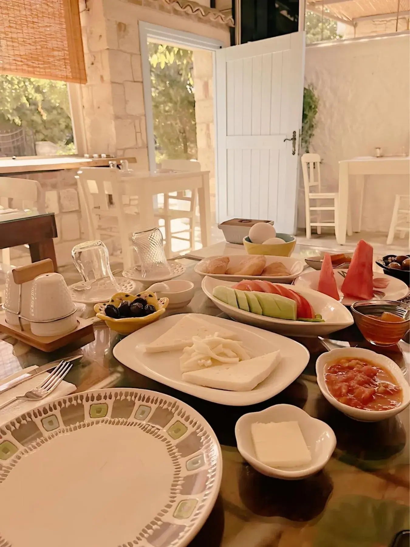 Food and drinks in Alayaz Hotel Food and drinks in Alayaz Hotel