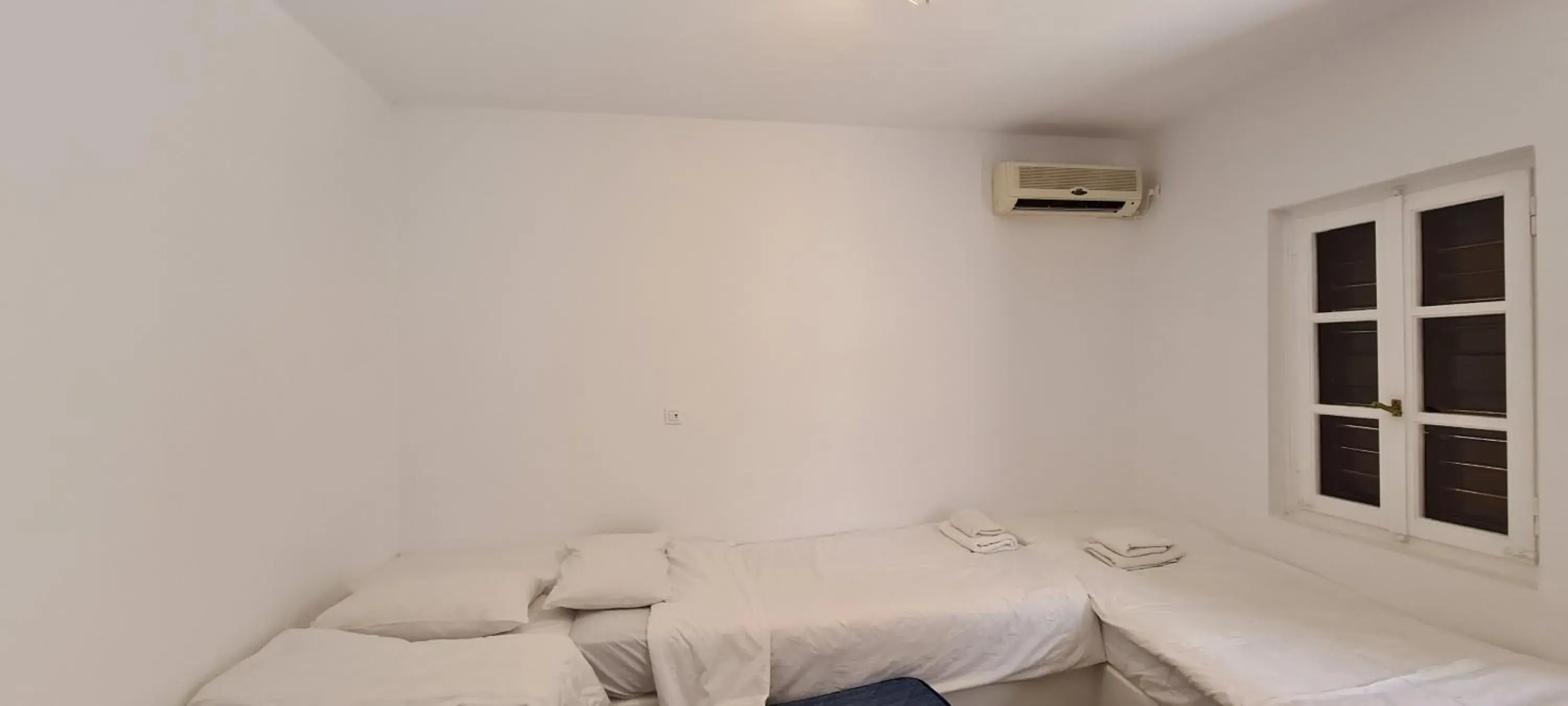 Family Room with Balcony in Eternal Town Family Room with Balcony in Eternal Town