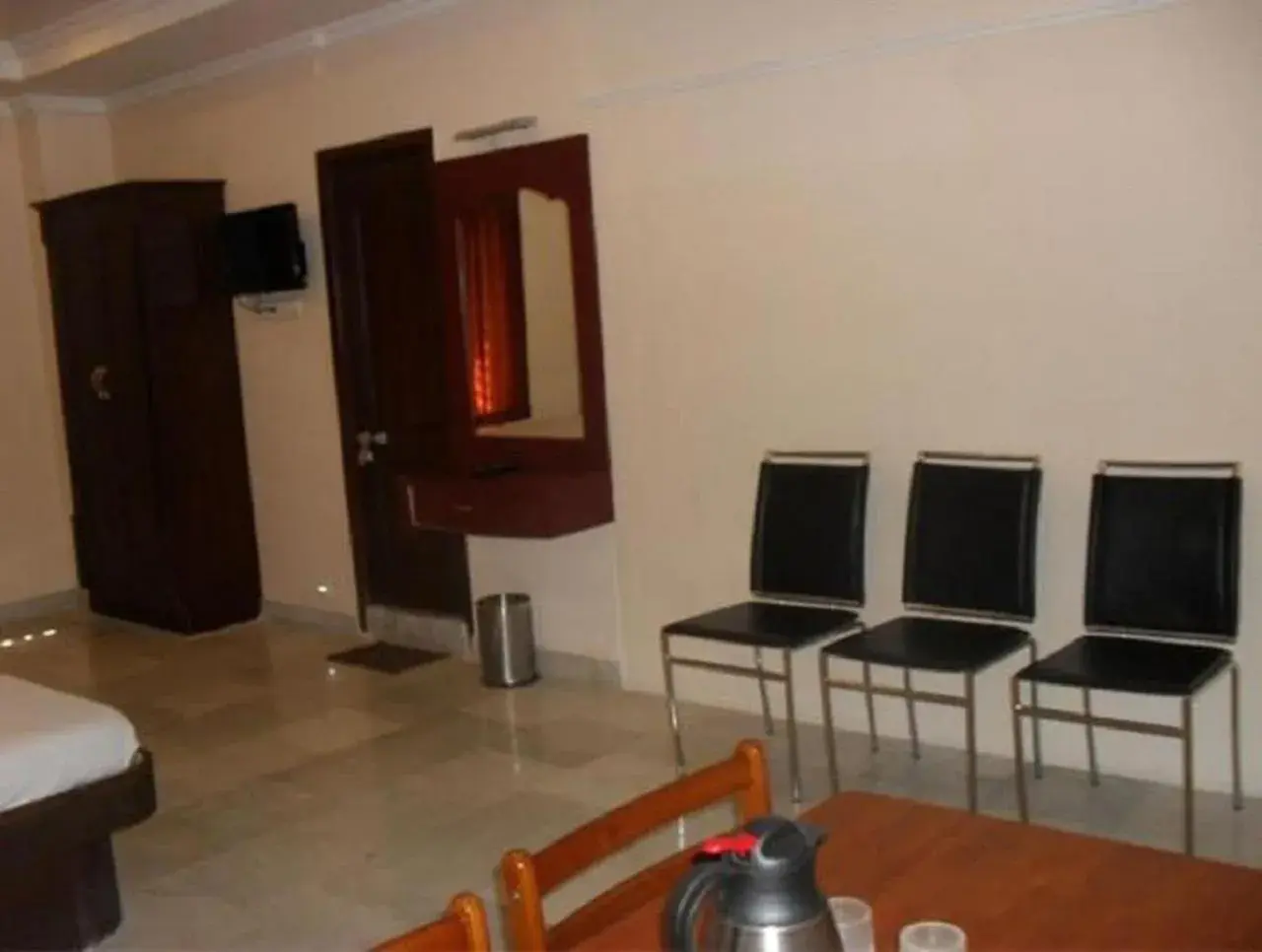 Deluxe Double Room in Hotel Vpn Residency Deluxe Double Room in Hotel Vpn Residency
