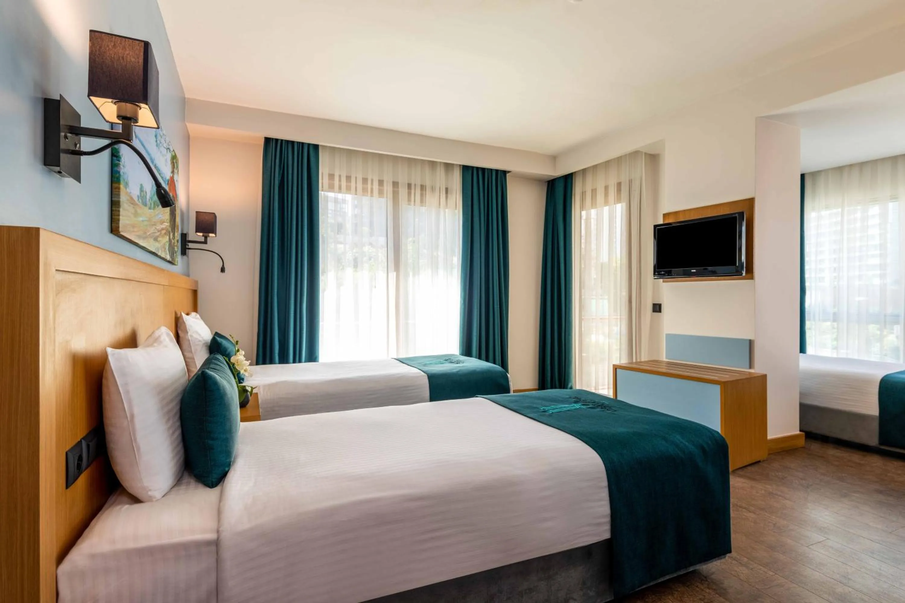 Bedroom, Bed in Urban Hotel Bomonti