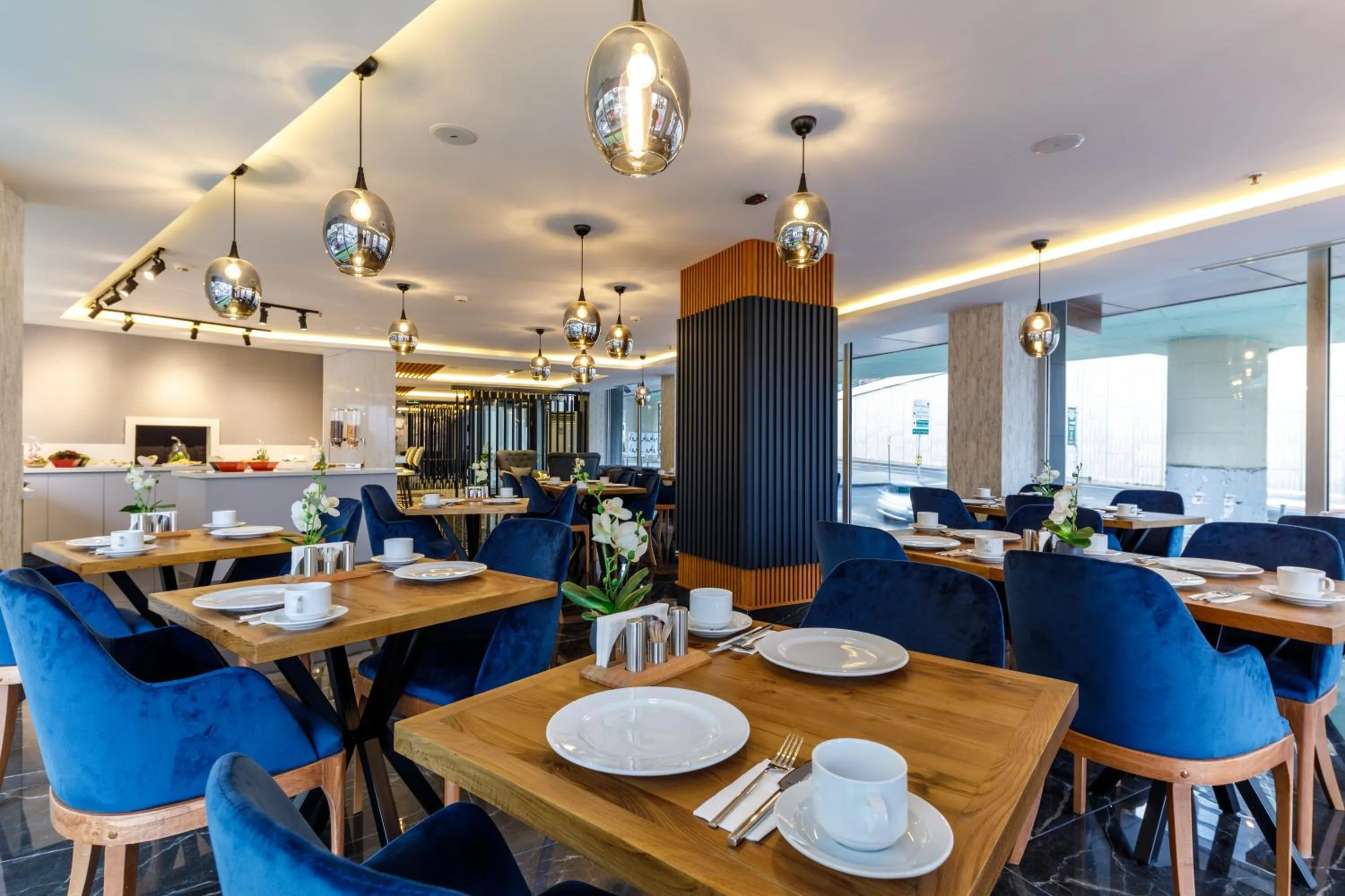 Restaurant/places to eat in Urban Hotel Bomonti
