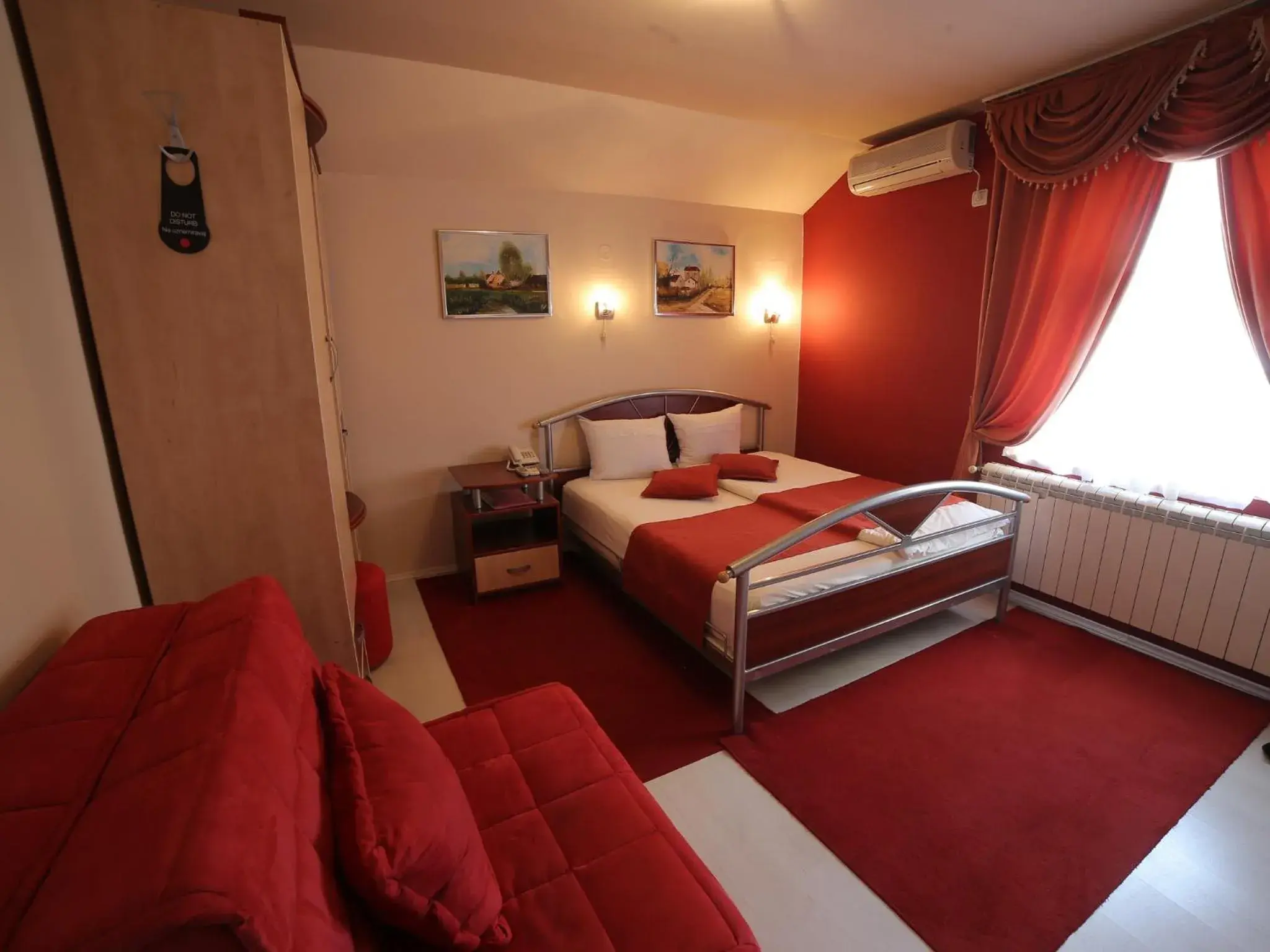 Double Room in Hotel Ženeva Double Room in Hotel Ženeva