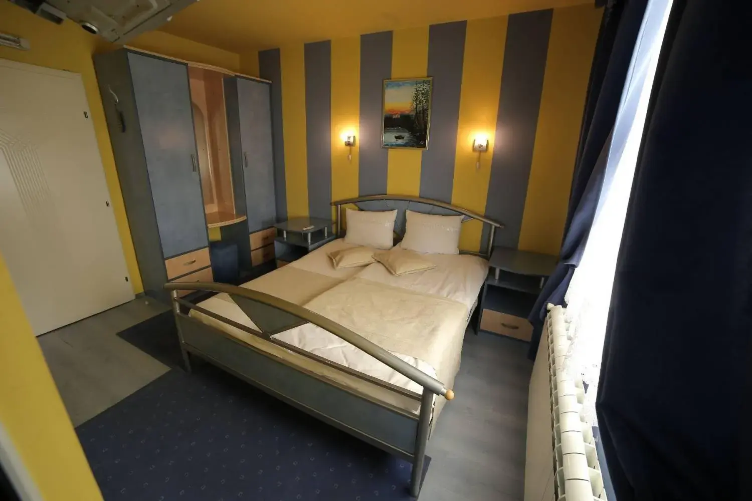 Standard Triple Room in Hotel Ženeva Standard Triple Room in Hotel Ženeva