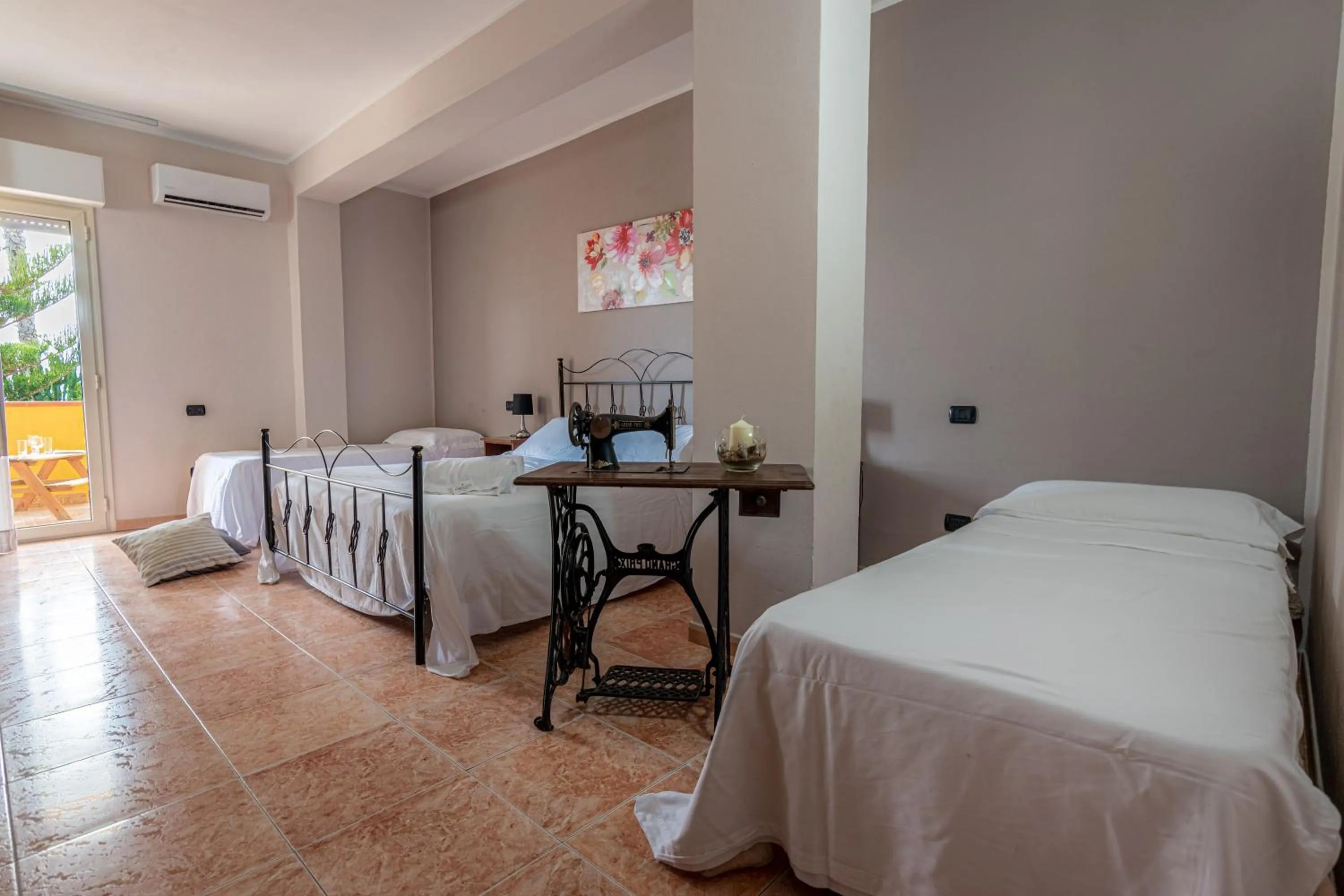 Bedroom in Hotel Ristorante L'Orizzonte