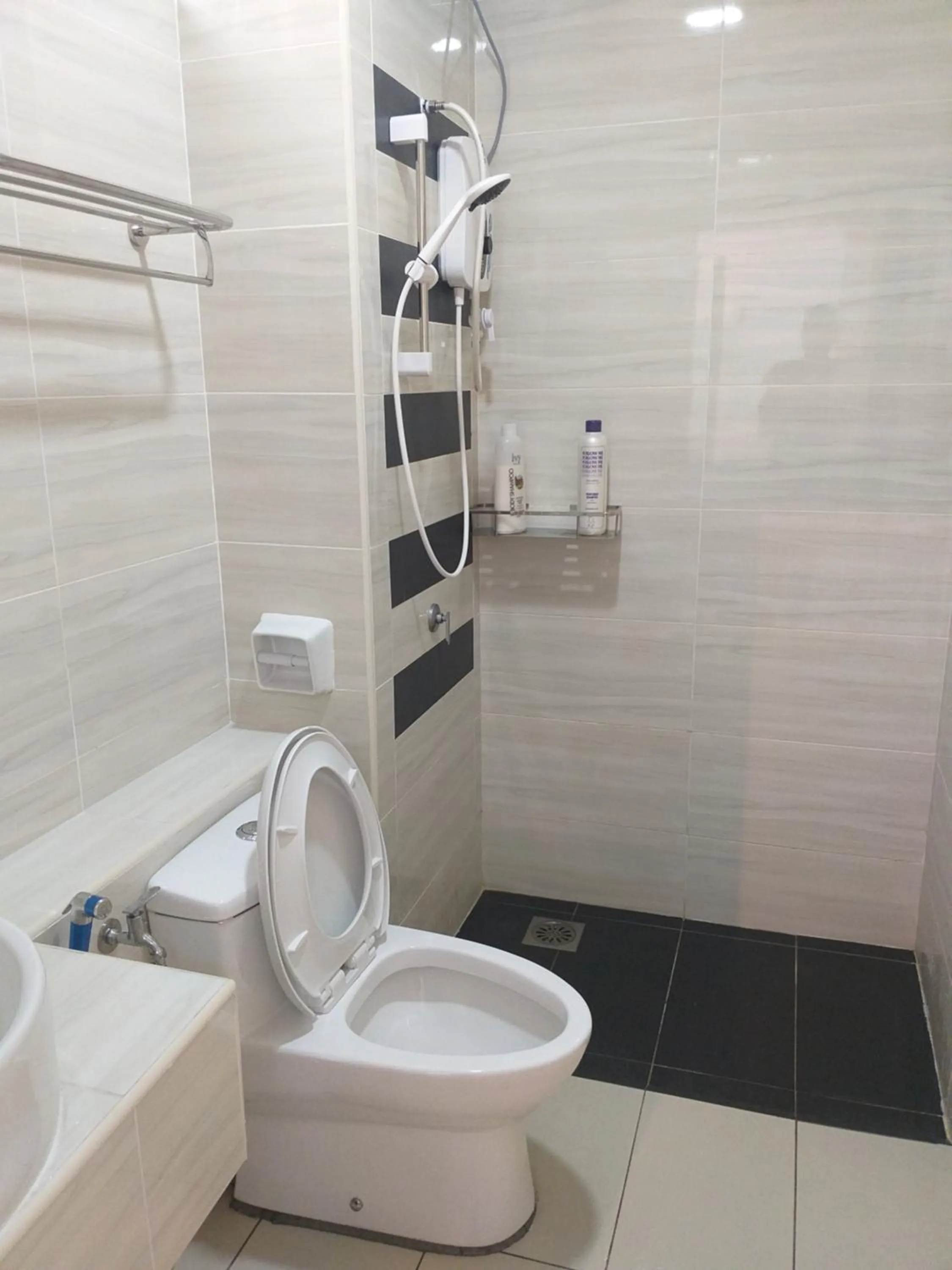 Toilet in D Summit Cozy Homestay