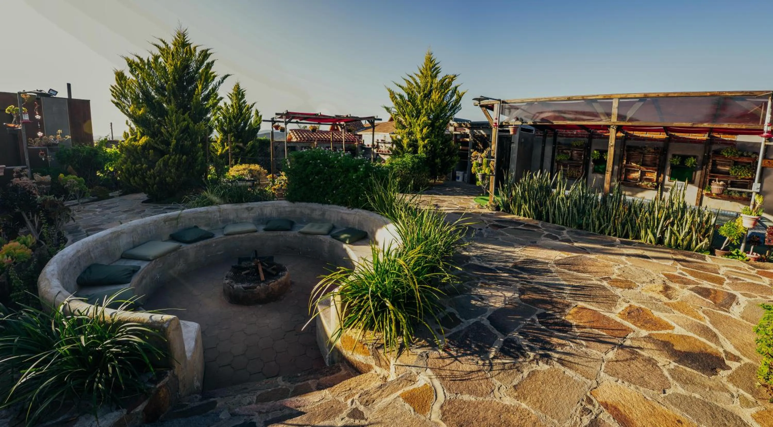 Property building in Entre Vides Valle de Guadalupe