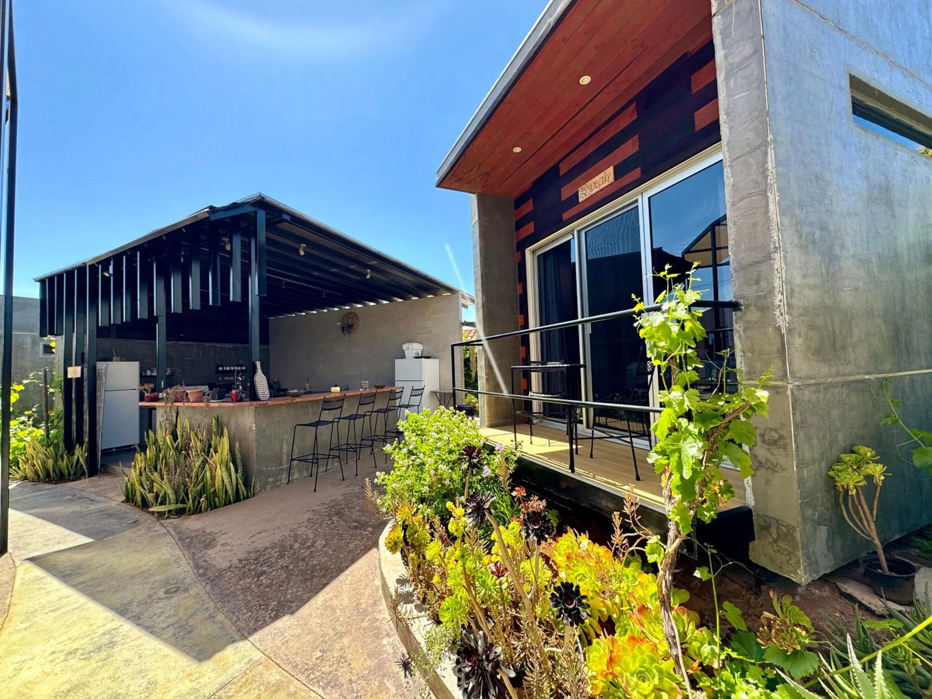 Property building in Entre Vides Valle de Guadalupe